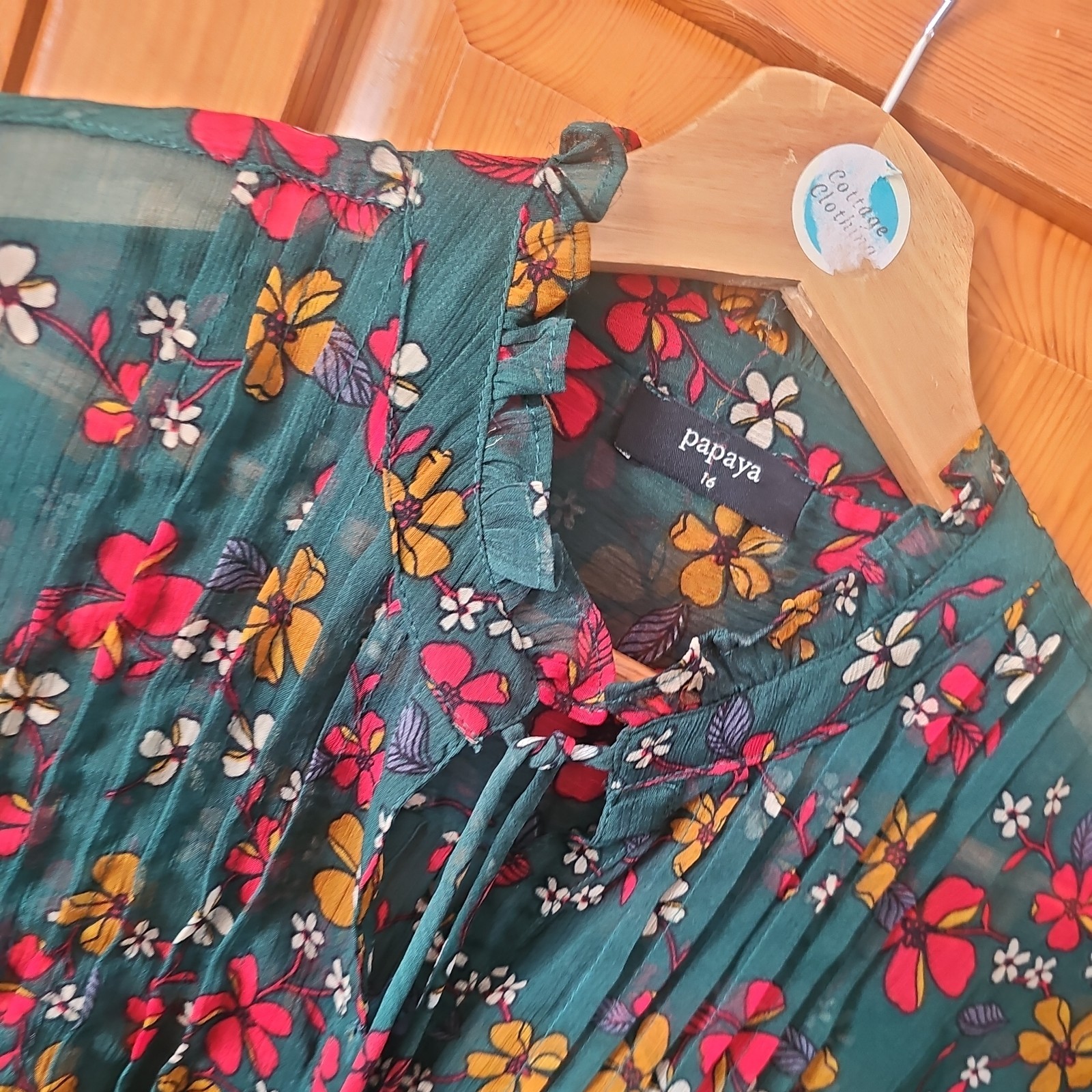 papaya dark green floral blouse Tunic Top size 16 vintage 70s festive vibes