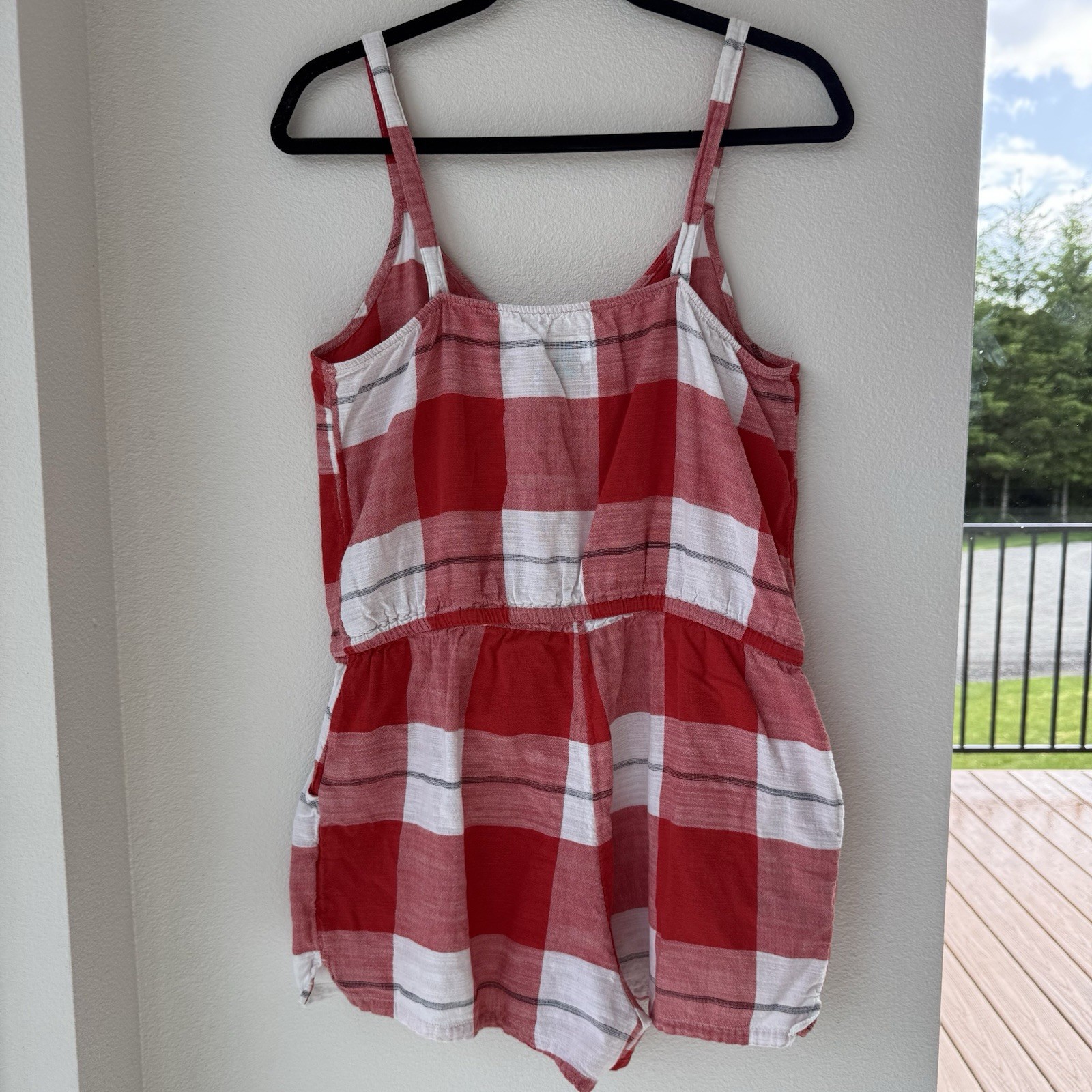Old Navy Womens M Red White & Blue Plaid Sleeveless Shorts Romper 100% Cotton