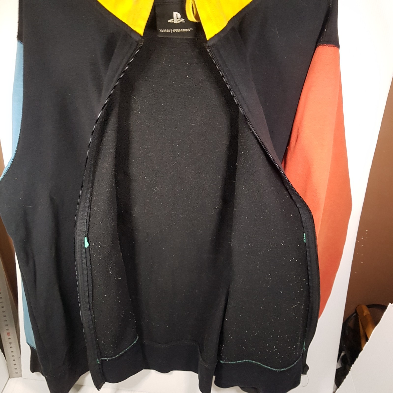 Playstation XL hooded jumper Ebgames full zip black yellow green blue red