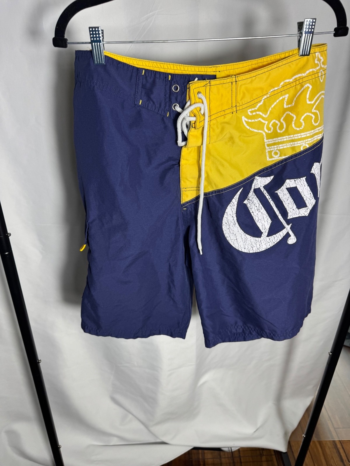 Corona Extra Men’s Board Shorts Swim Trunks Size 34 Yellow Navy