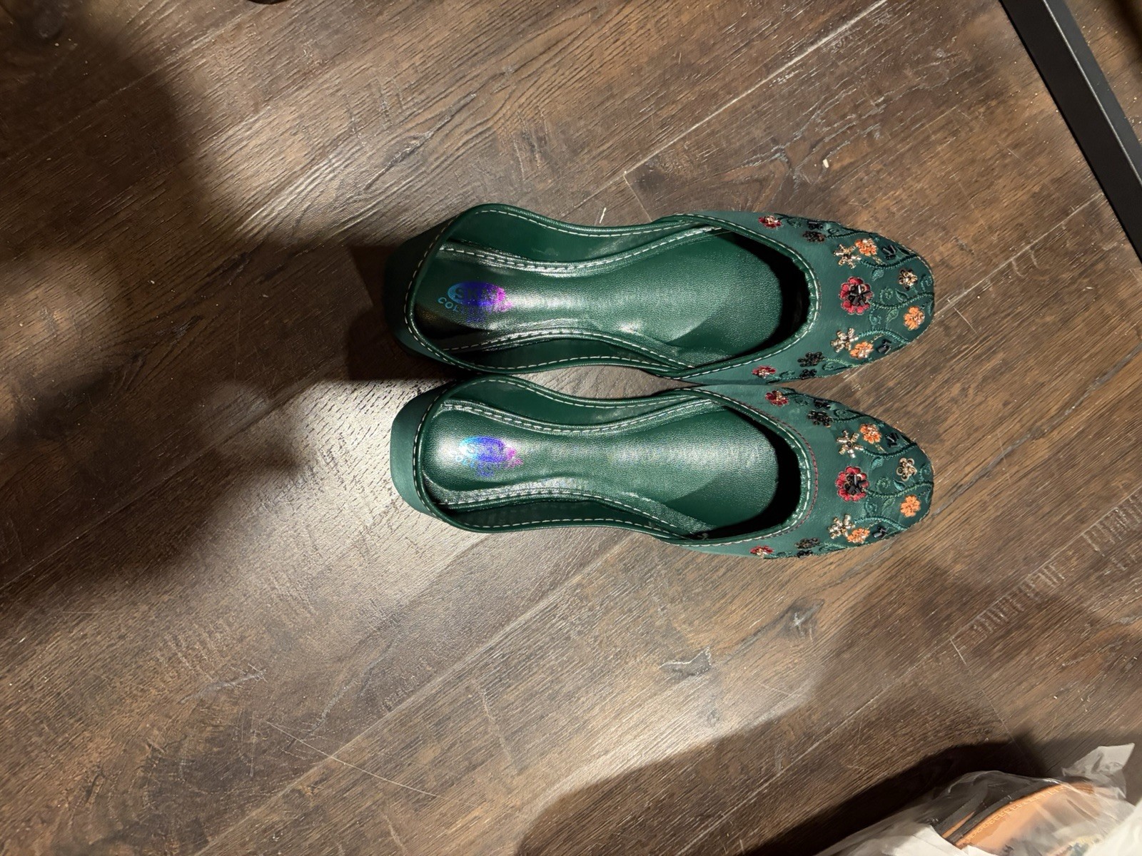 Fancy Embroidery Jutti Khussa Shoes Indian Pakistani Green Womens 7US