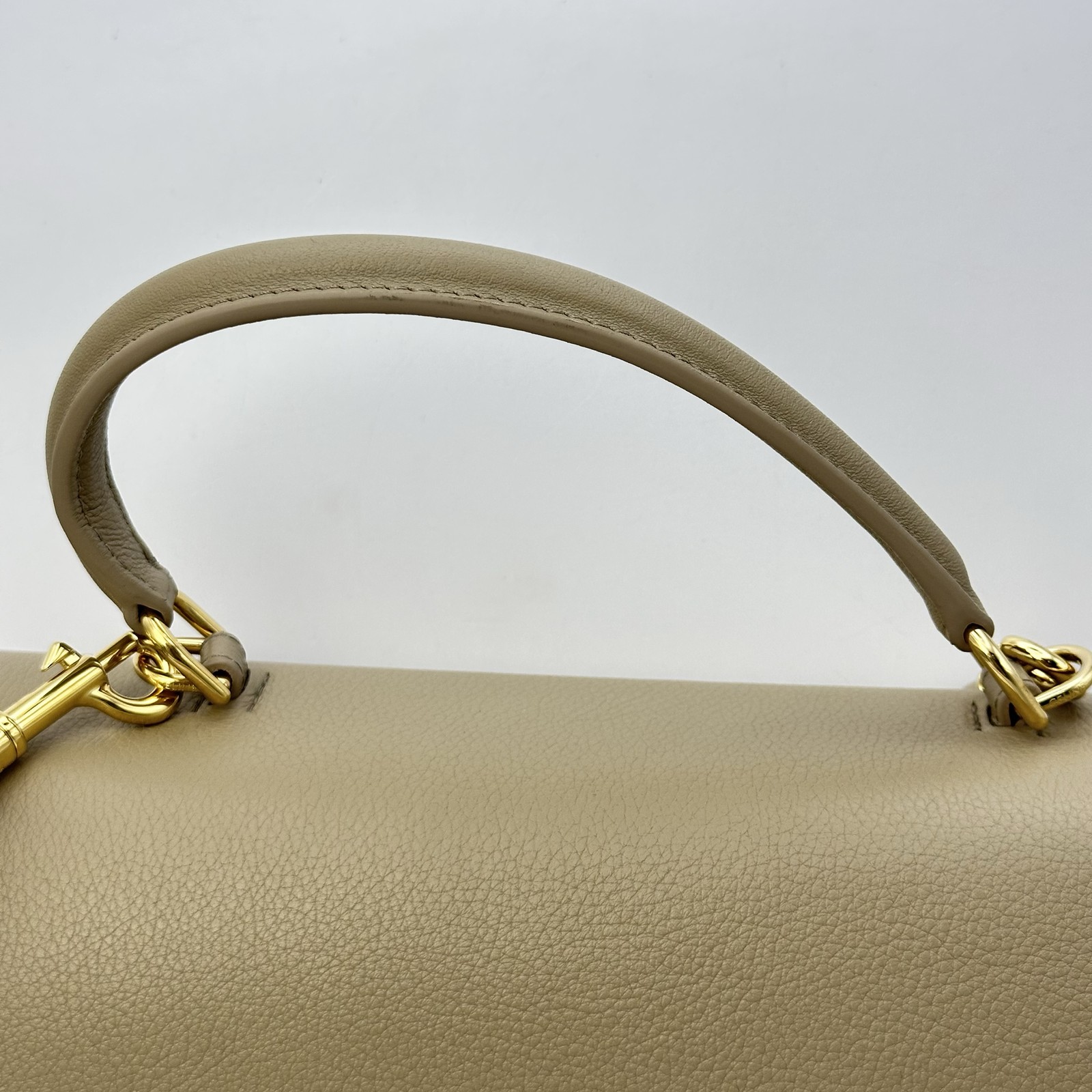 Celine Womens Medium Nino crossbody Top Handle Bag Leather Safari