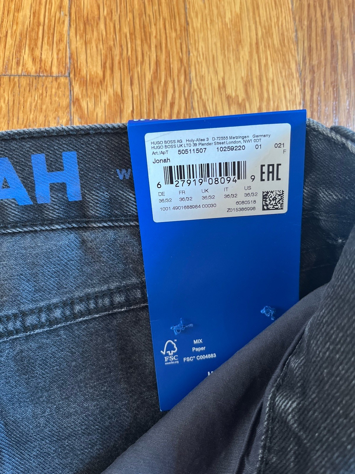 NWT Hugo Boss Jonah Straight Mens Jeans Size W36 X L32 Black