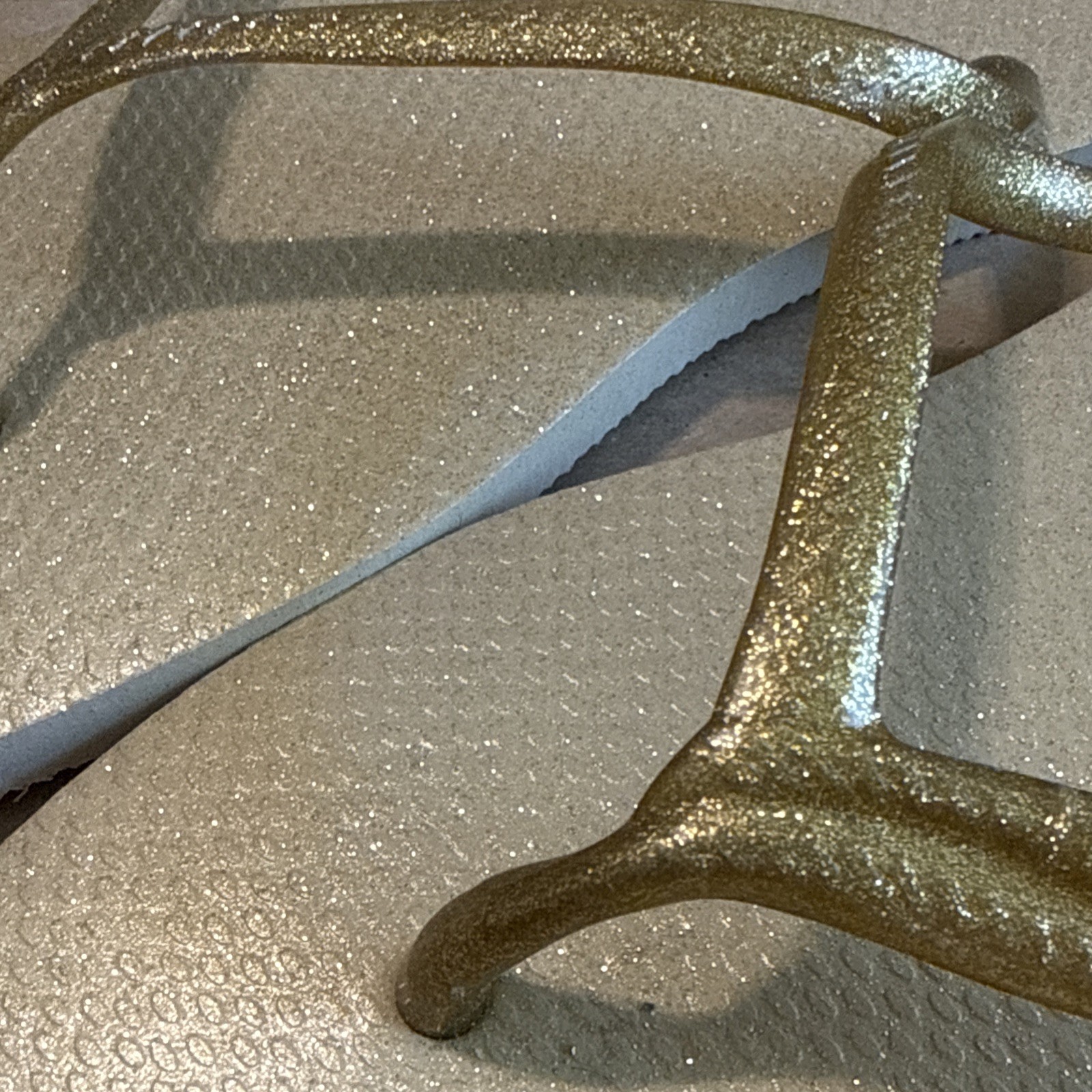 HAVAIANAS Slim Gold with Glitter Footbed and Glitter Straps 39/40 – New