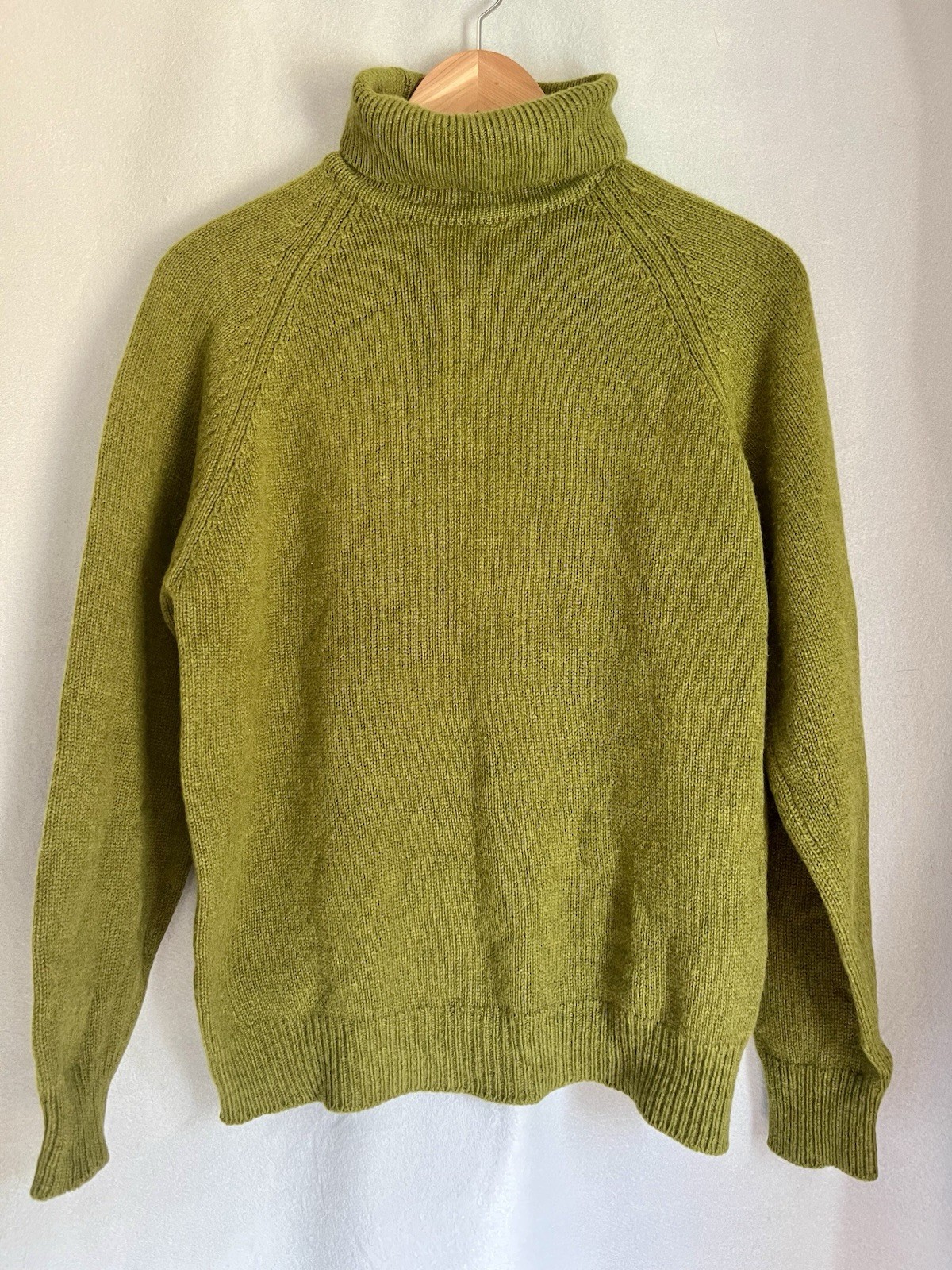 Vintage Tailteann Jack Henry 100% Lambswool Turtleneck Sweater Ireland Mens M/L