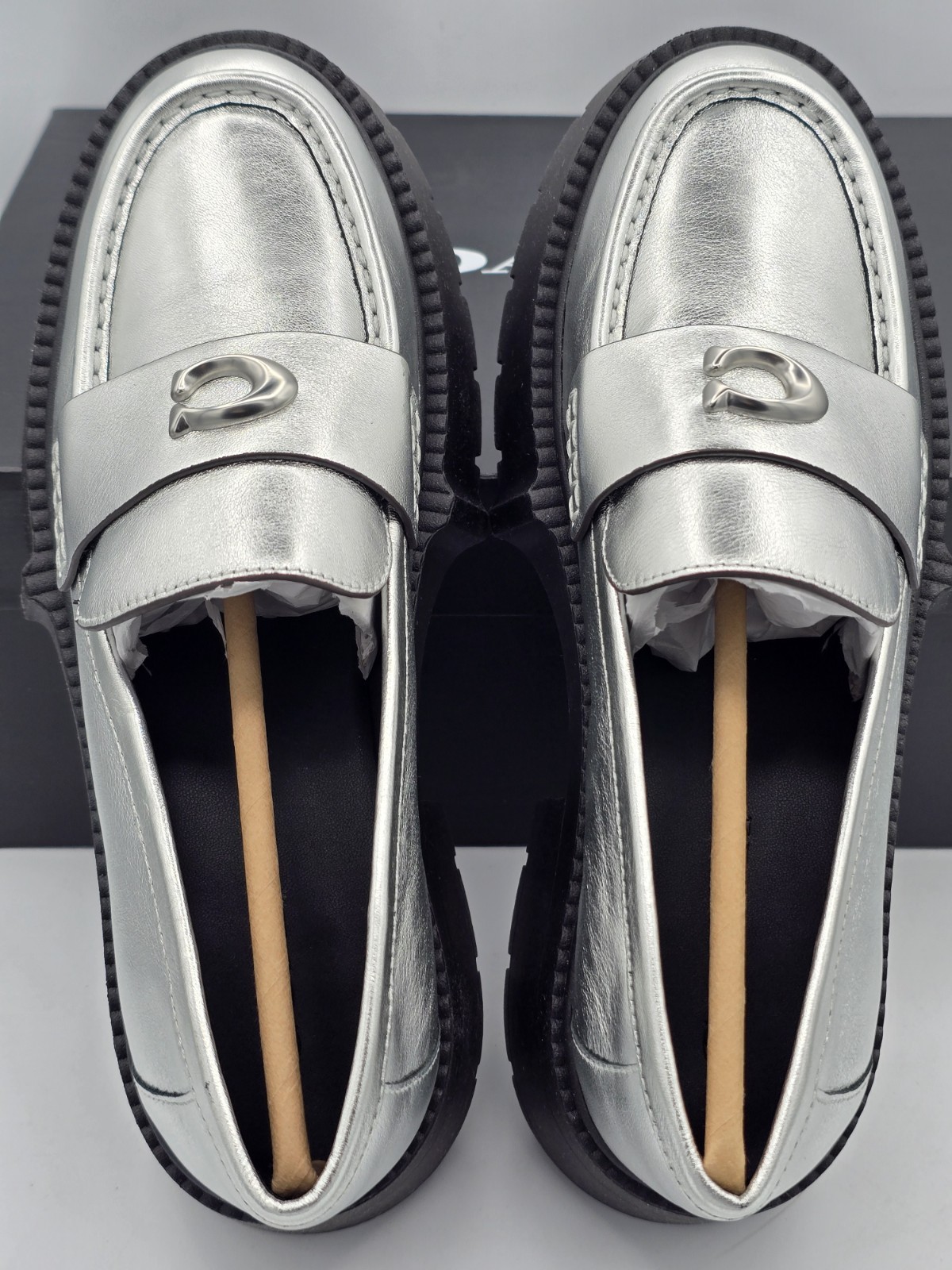 Coach Leah Metallic Leather Silver Loafers Chunky Heel SIZE 8.5 B NEW MSRP $195