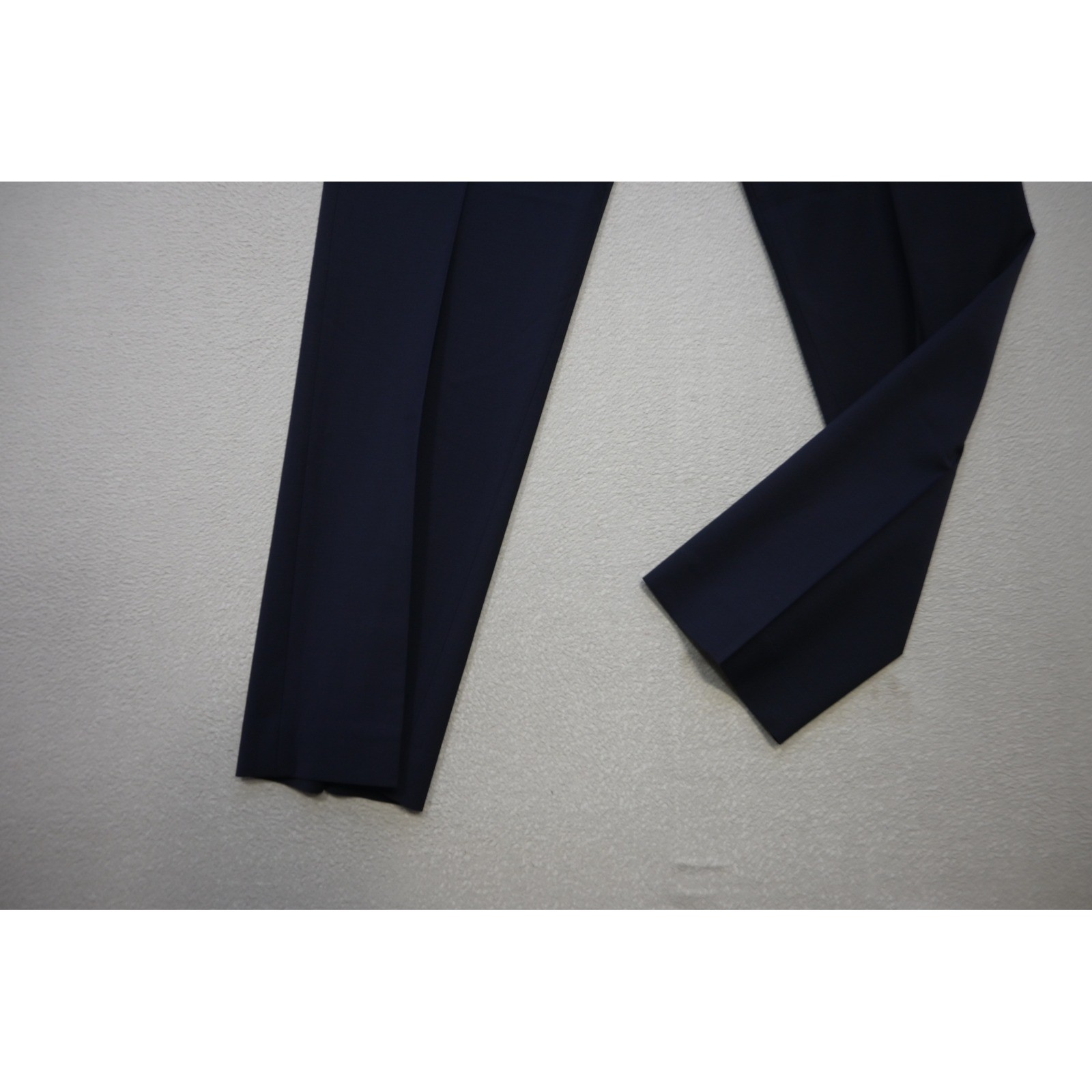 Calvin Klein 2-Piece Suit Men Size 40R Pants 33×30 Blue Slim Fit Stretch EUC
