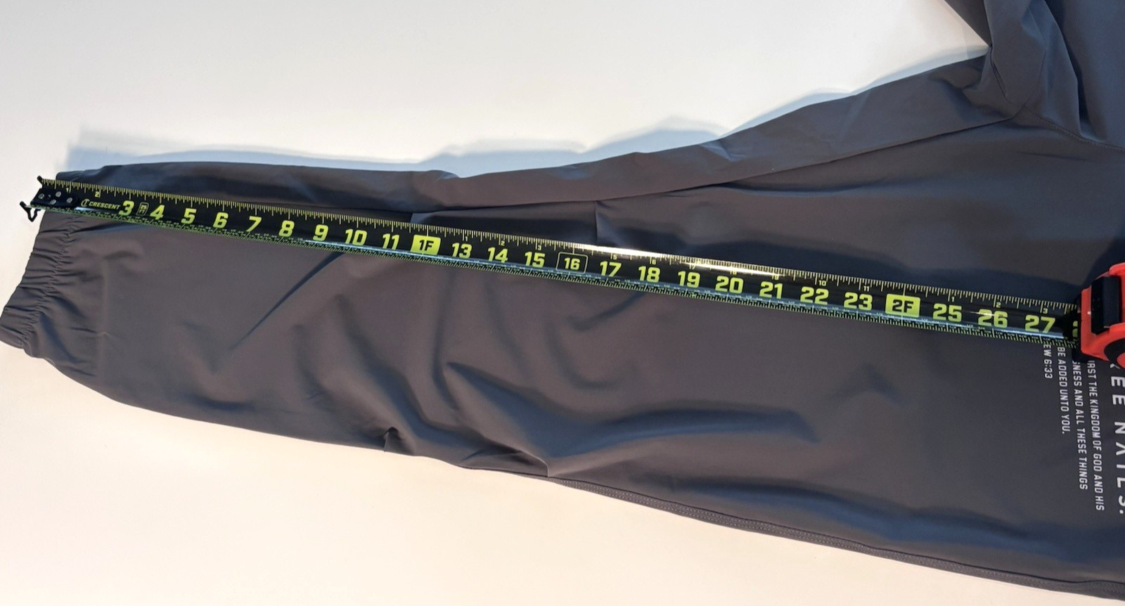 Three Nails Jogger Pants NWT Vapor-Lite Men’s XL Gray Nylon Spandex Mathew 6:33