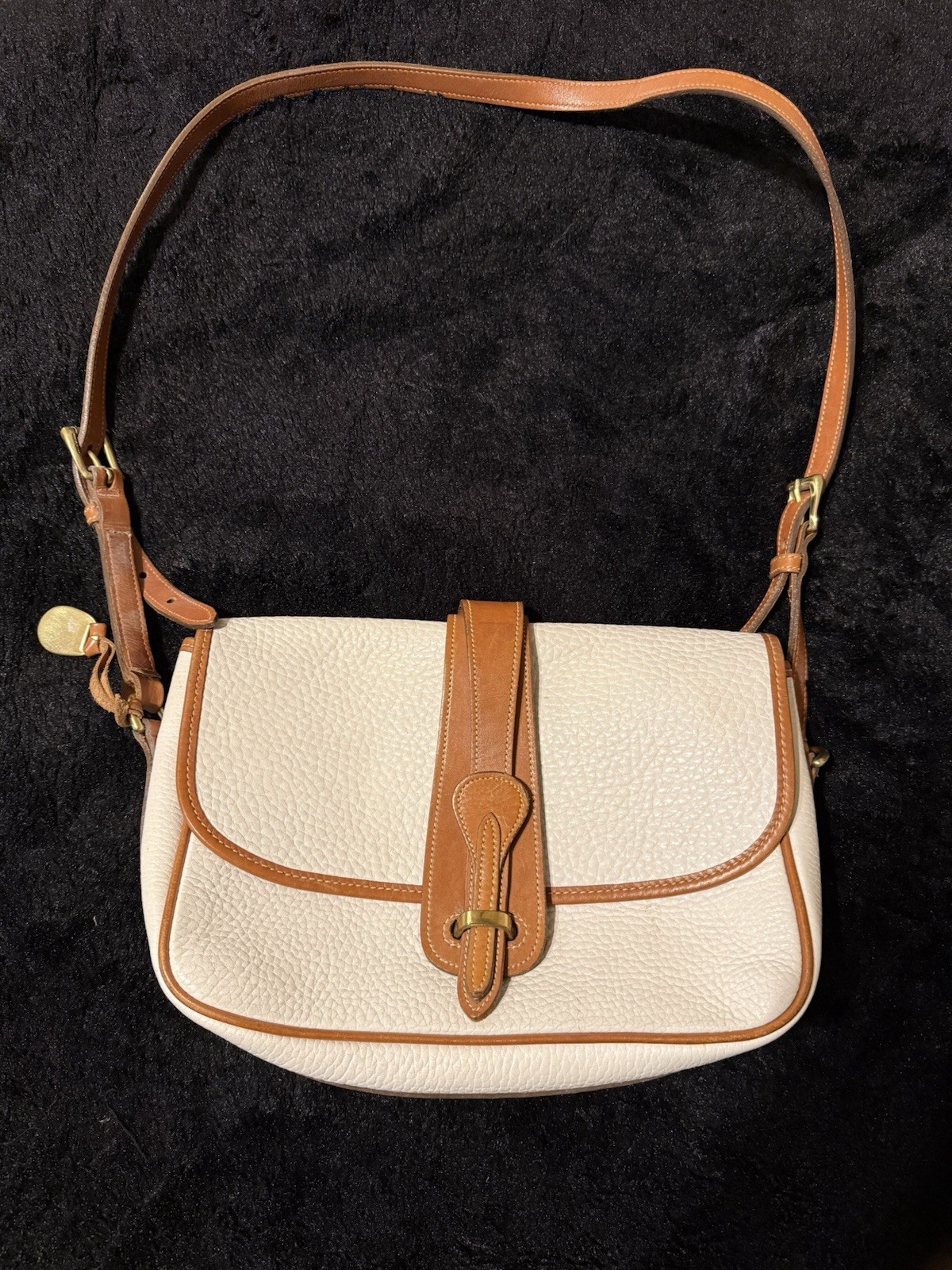 Vintage Dooney & Bourke White/Tan Pebbled Small Shoulder Bag Adjustable Strap