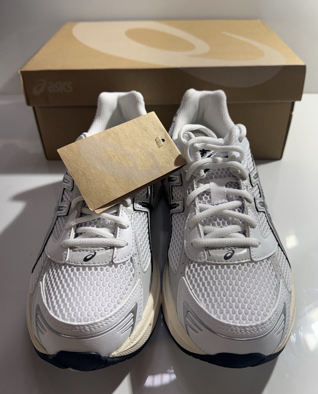 ASICS Gel 1130 White Cloud Grey 1201A256-118 Mens size 7 1/2 Womens Size 9 NEW
