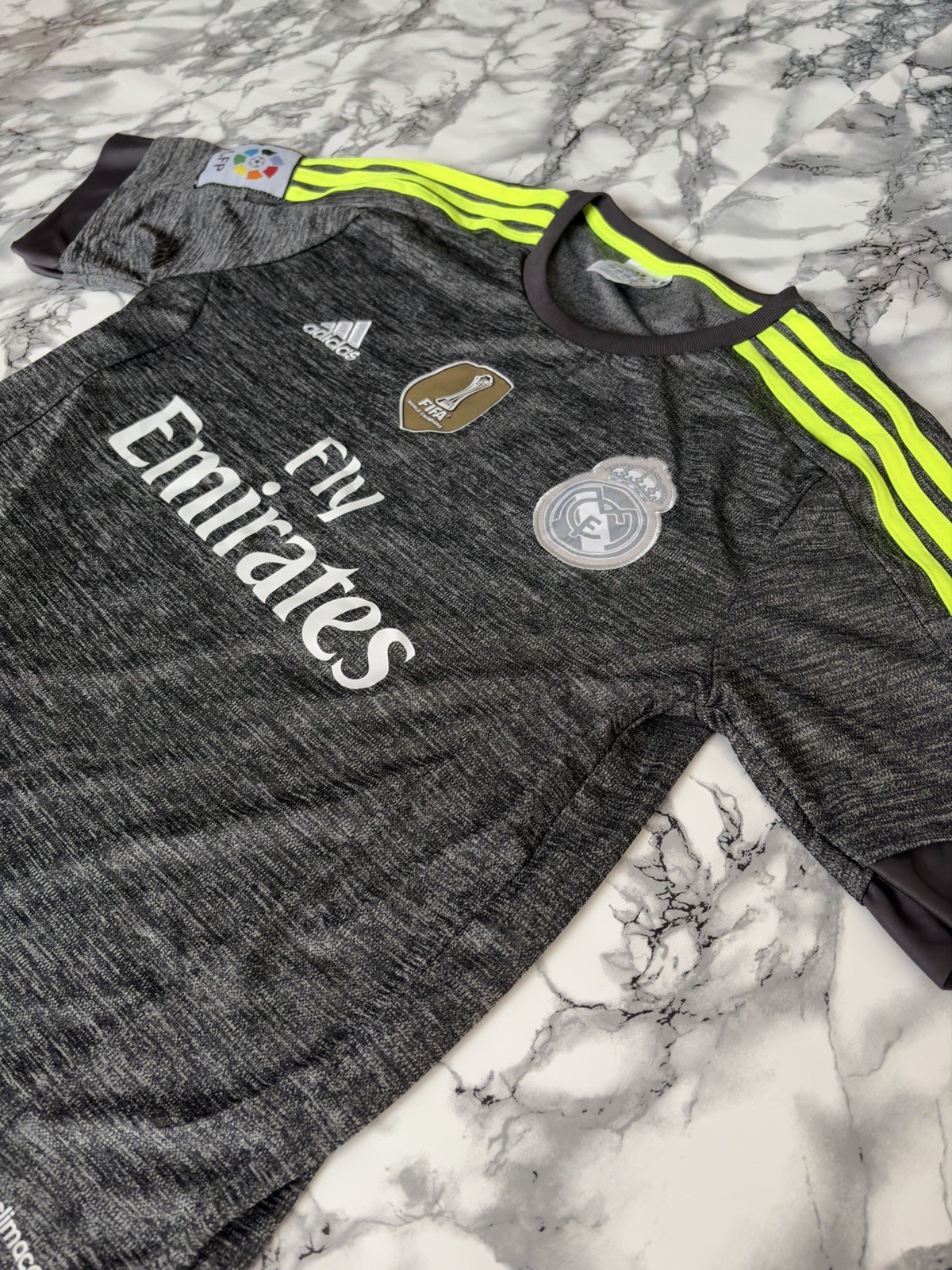 Adidas Real Madrid 2015-16 Away Football Shirt Jersey Grey Neon Size M LFP FIFA