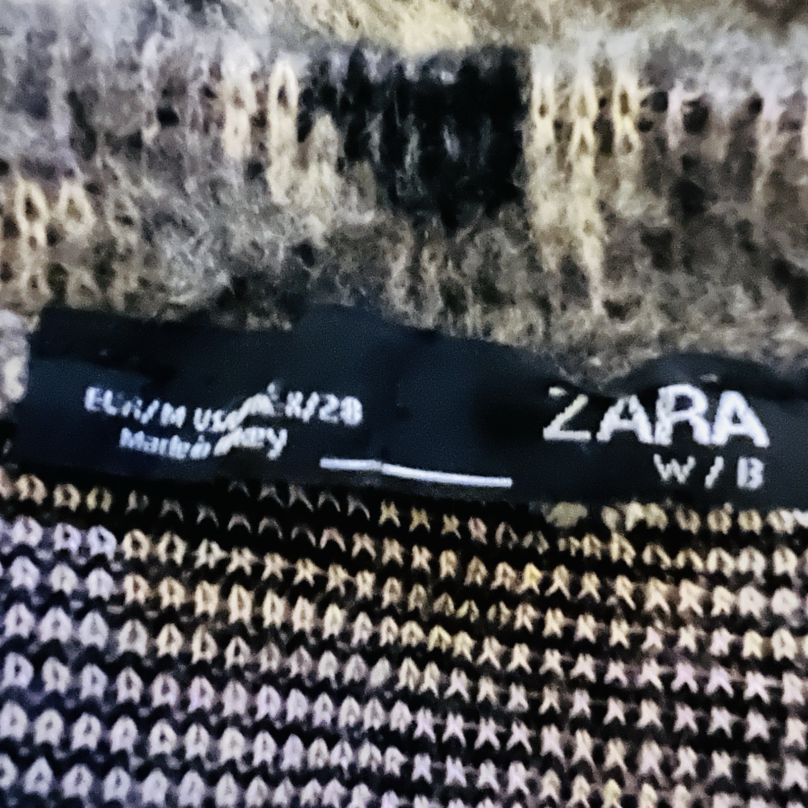 ZARA Gray Funky Animal Print Super Soft Cozy Stretchy Sweater – Size Medium