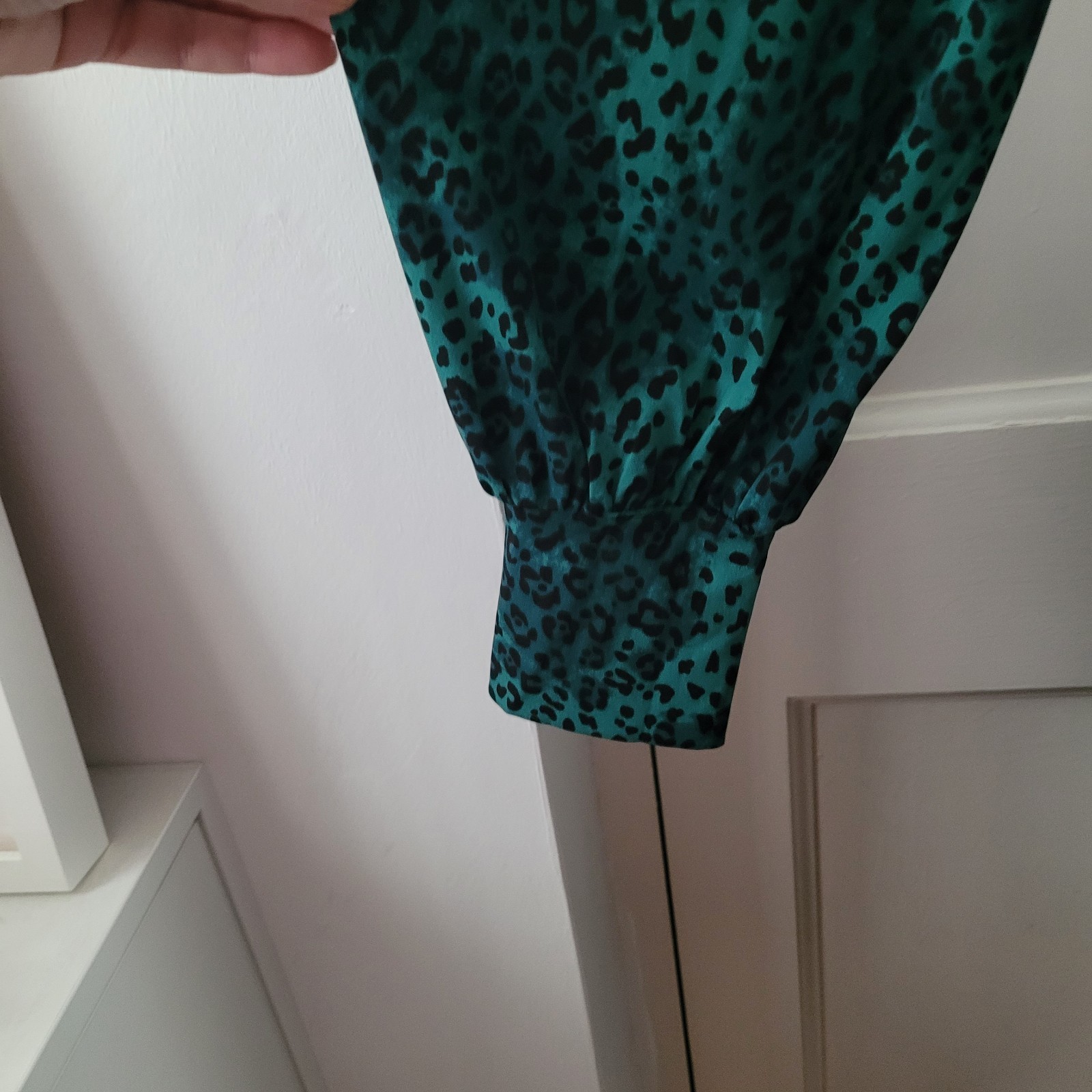 Jolie Moi Green Animal Print Jersey Dress V-neck Knee Length Pockets Size 14 Uk