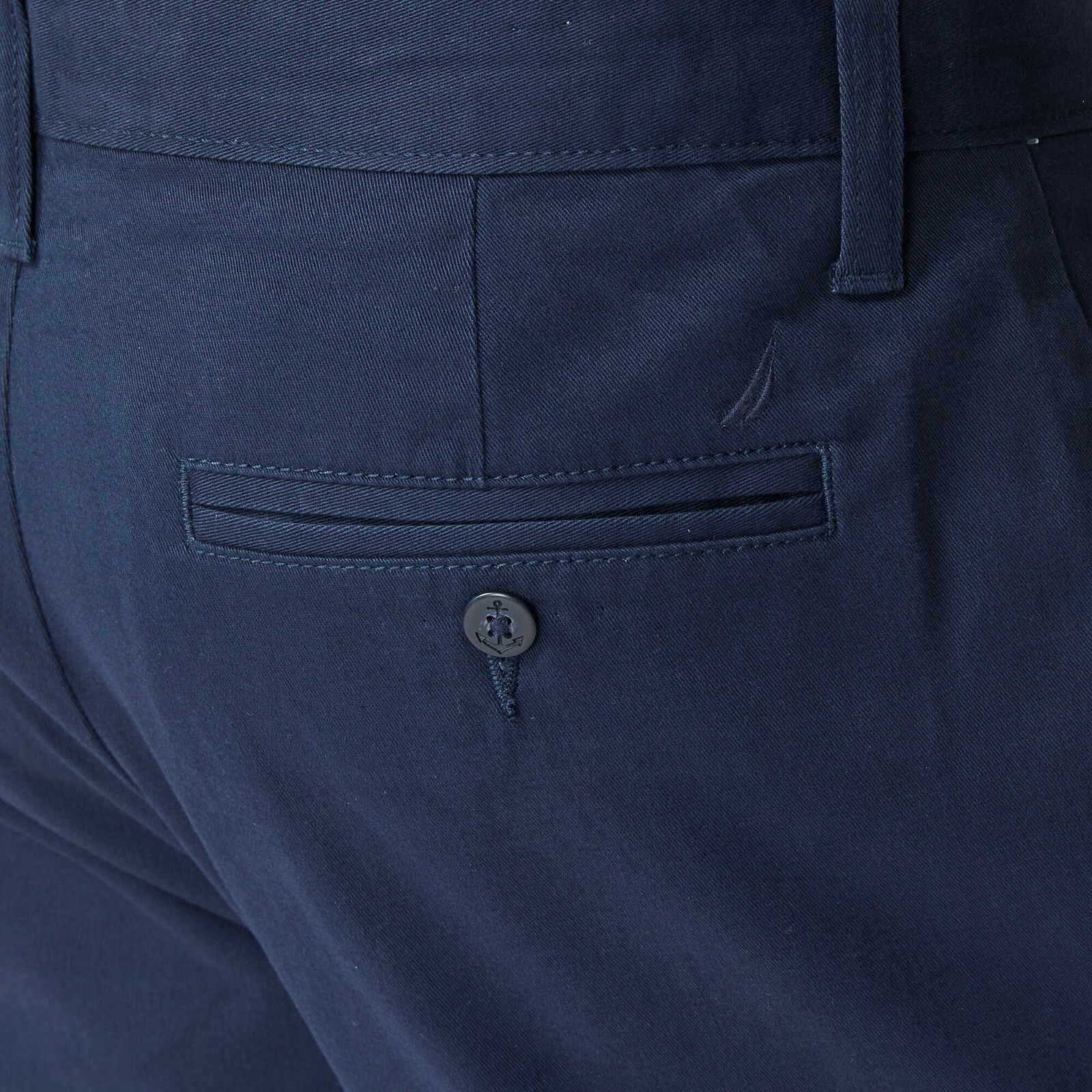 NWT Nautica Men’s Classic Fit Straight Stretch Cotton Chino Clipper Deck Pants