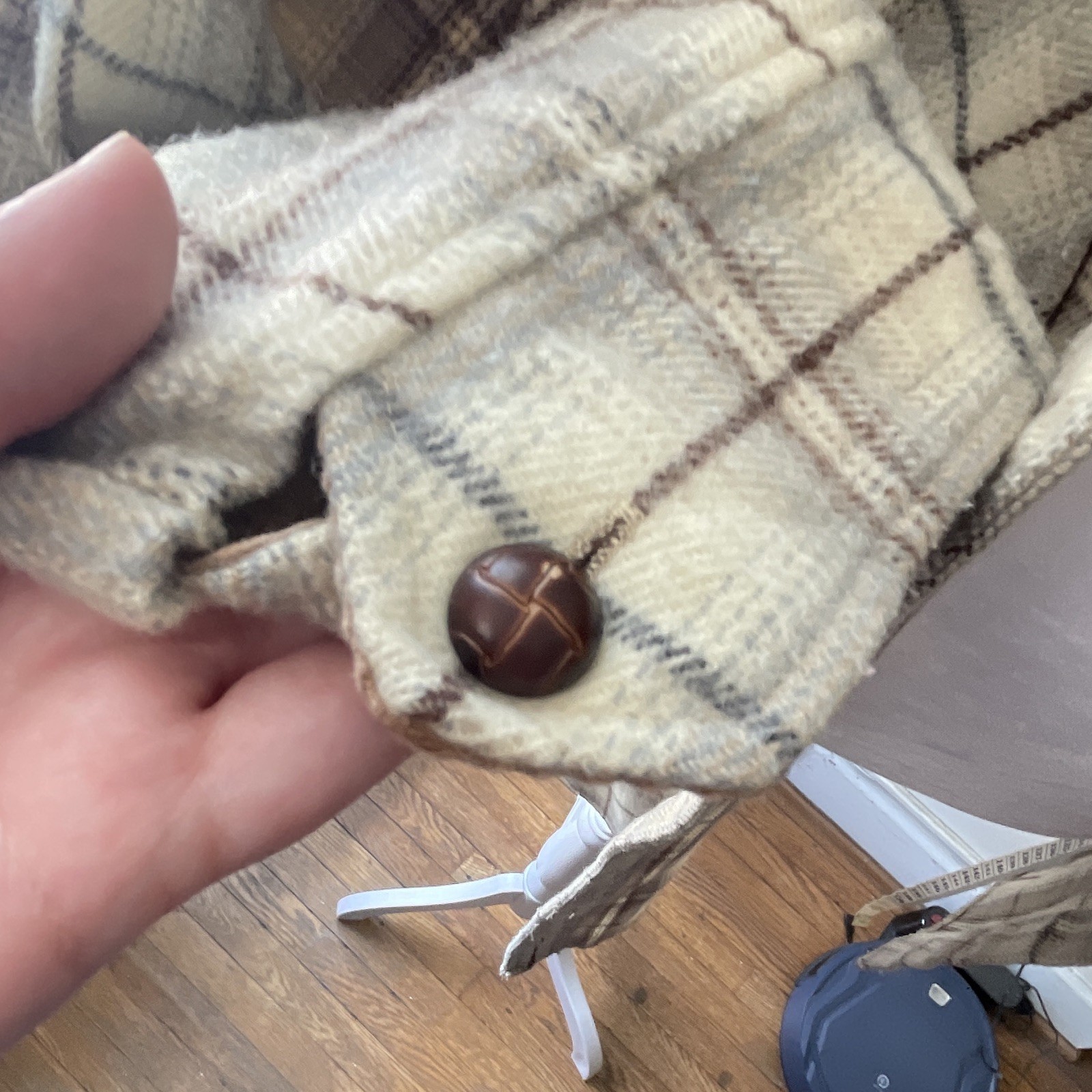 Van Heusen For Her Plaid Button-Front Shacket Jacket w/ Pockets M Beige Brown
