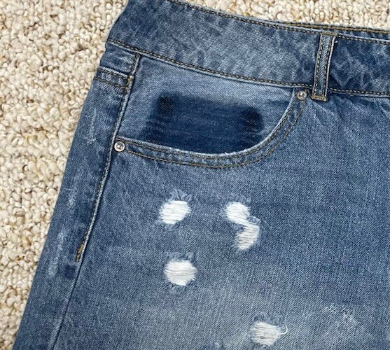 Forever 21 Jean Shorts Women’s Tag Size 28 Distressed Denim Cut Off (Waist 30″)