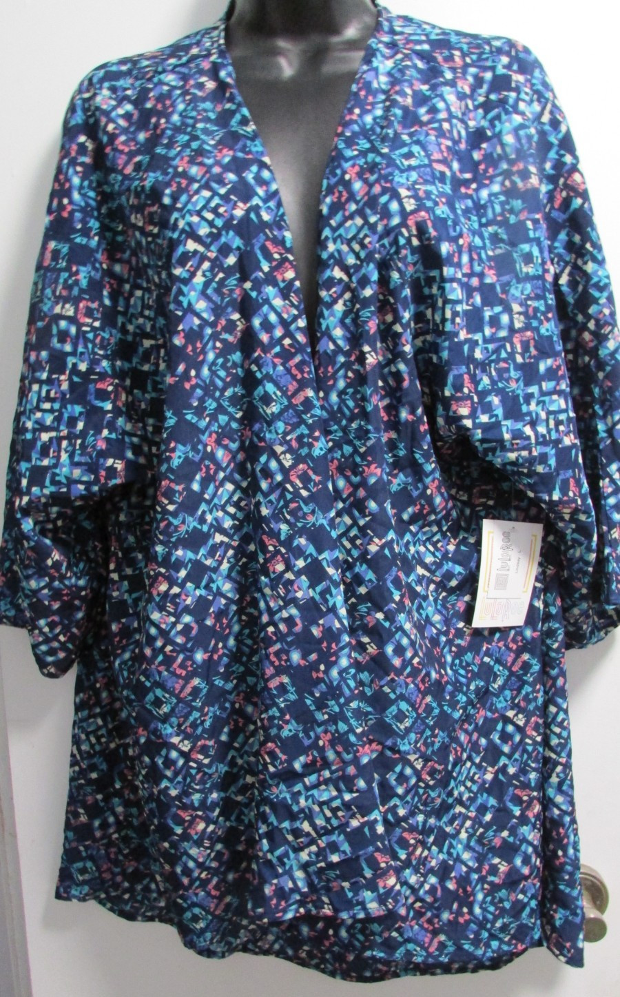 NEW Womens L Geometric multicolor SS Open Front Layer LINDSAY Top LuLaRoe