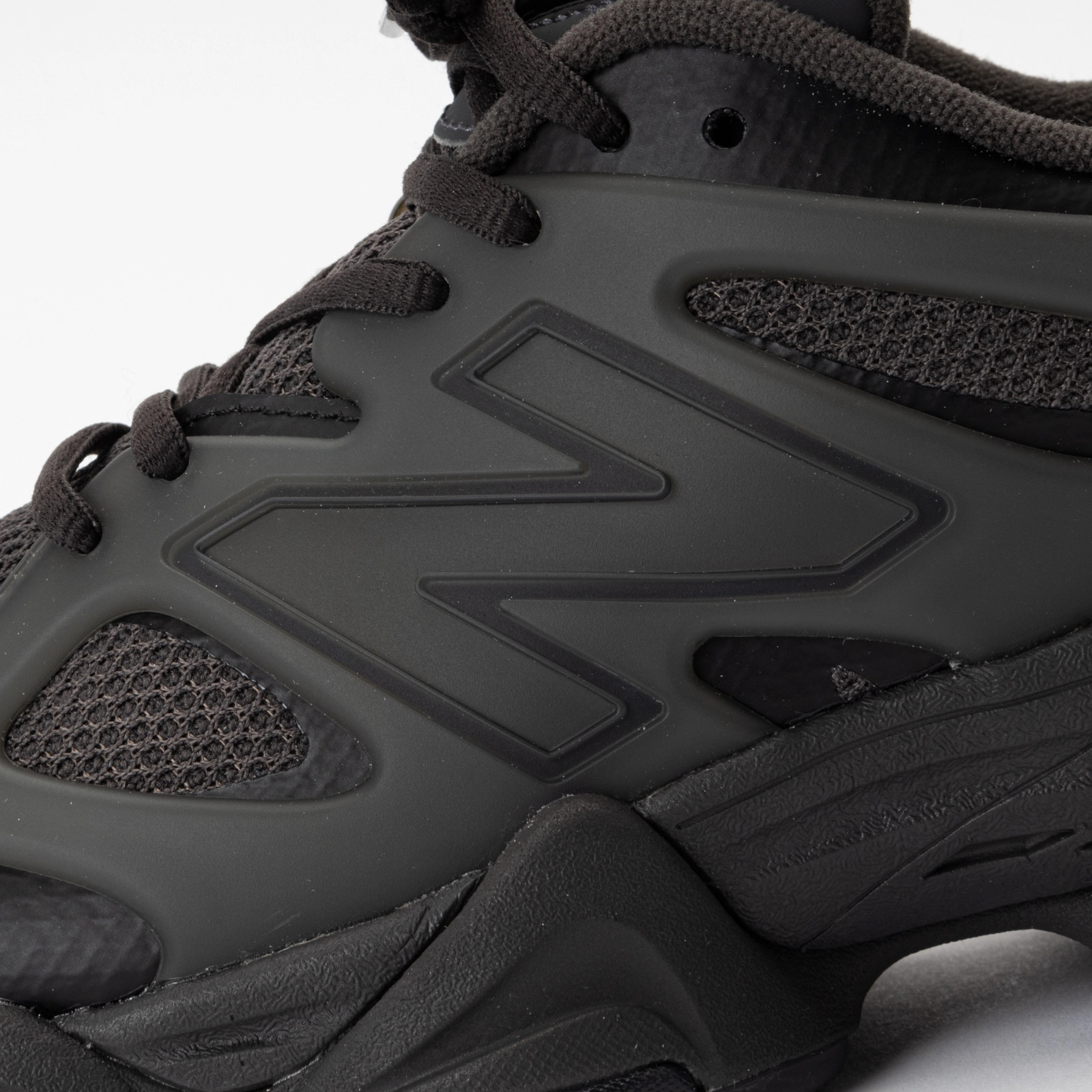 New Balance 9060 X Black Cement Men’s Sports Sneaker U9060IAA