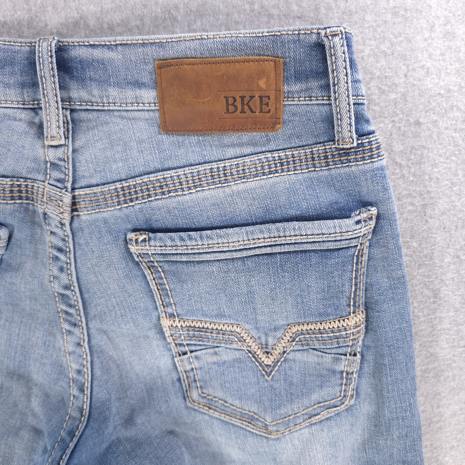 BKE Buckle Jake Straight Mid Whiskared Stretch Denim Casual Jeans Mens 31×32