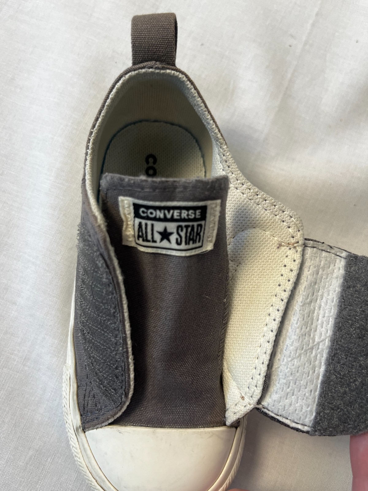 Converse Youth Sneakers Chuck Taylor All Star Sherpa Bear Closure Toddler S 7
