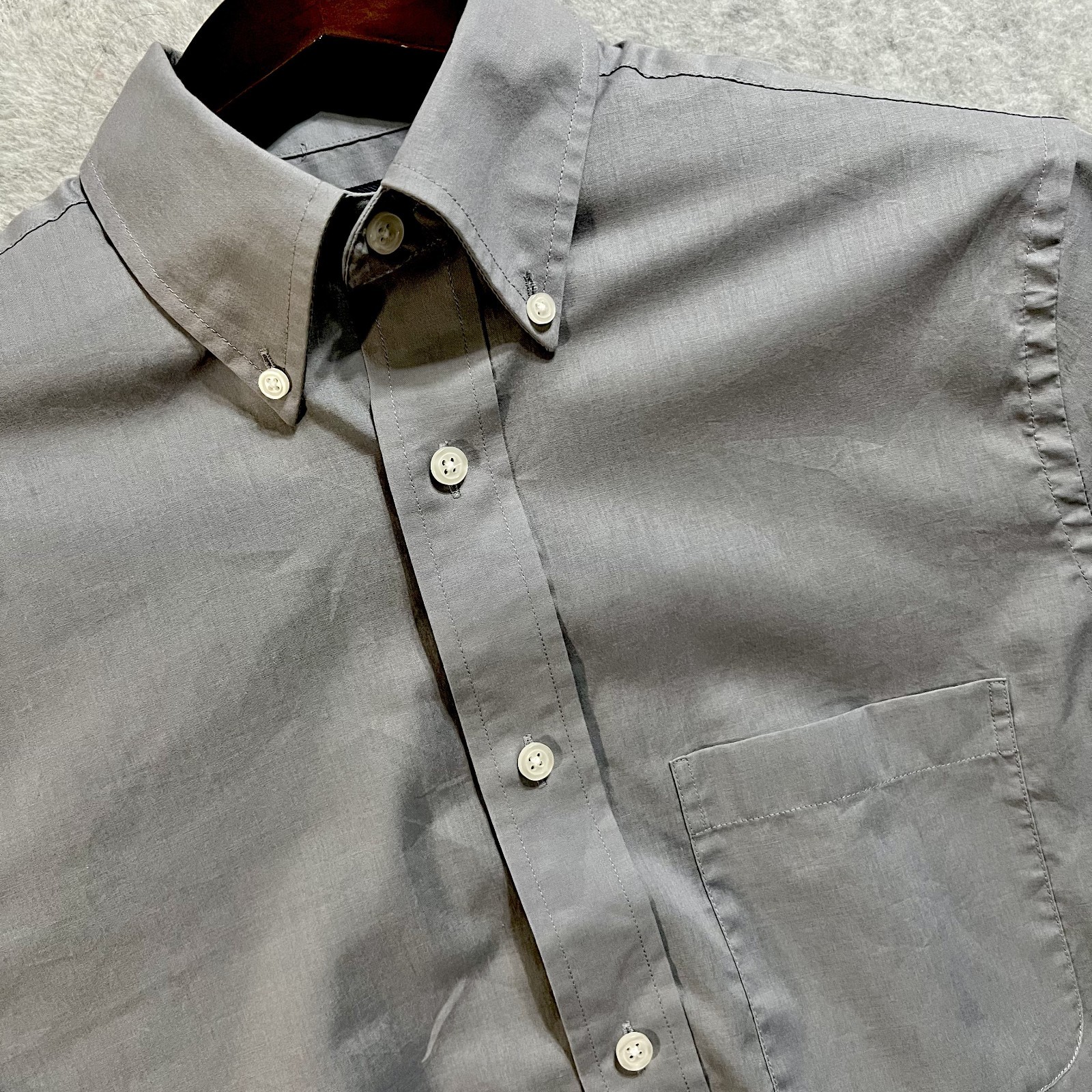 Croft & Barrow Broadcloth Mens Shirt 14.5 32/33 SMALL Soho Gray Classic Fit Fun