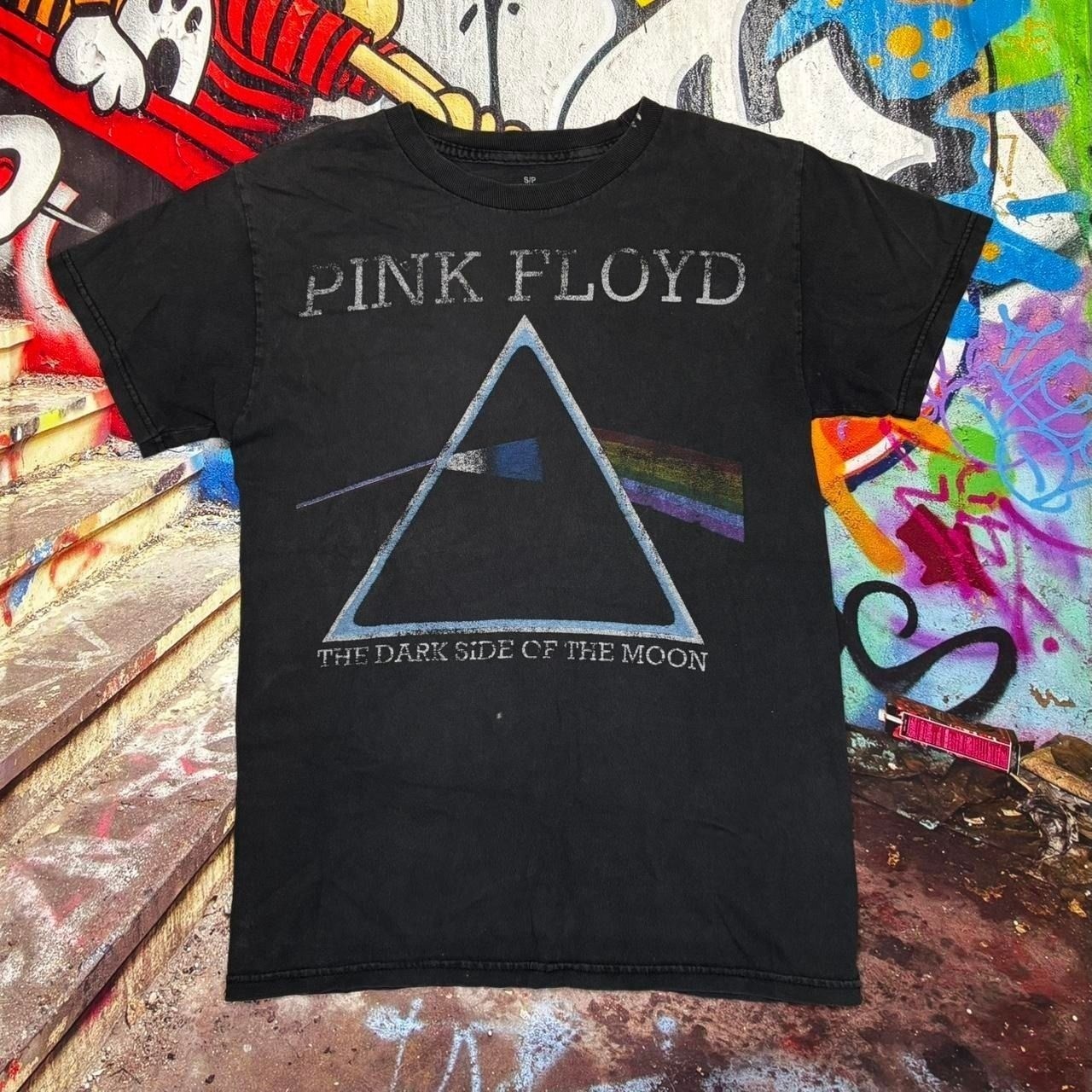 Pink Floyd “Dark Side of the Moon” graphic tee