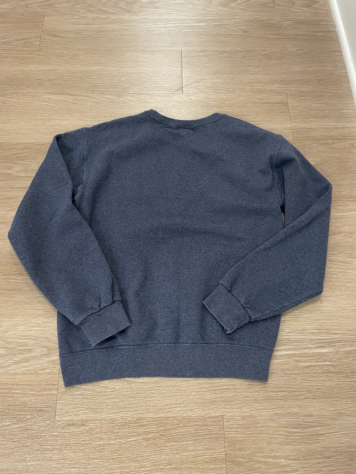 Auburn University Size S Embroidered Classic Blue Orange Crewneck Sweatshirt