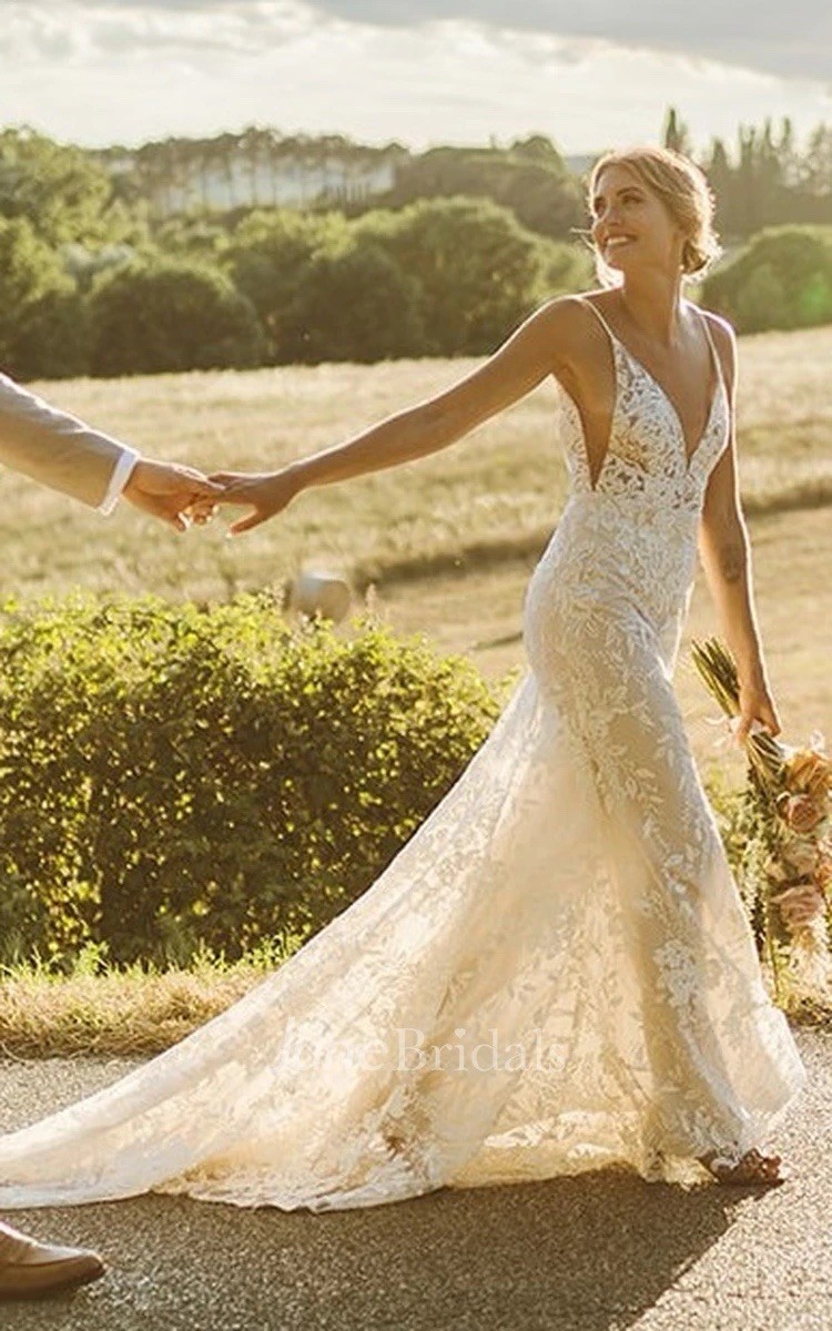 NWT Bohemian Full Body Lace Mermaid Champagne Dress Size 2