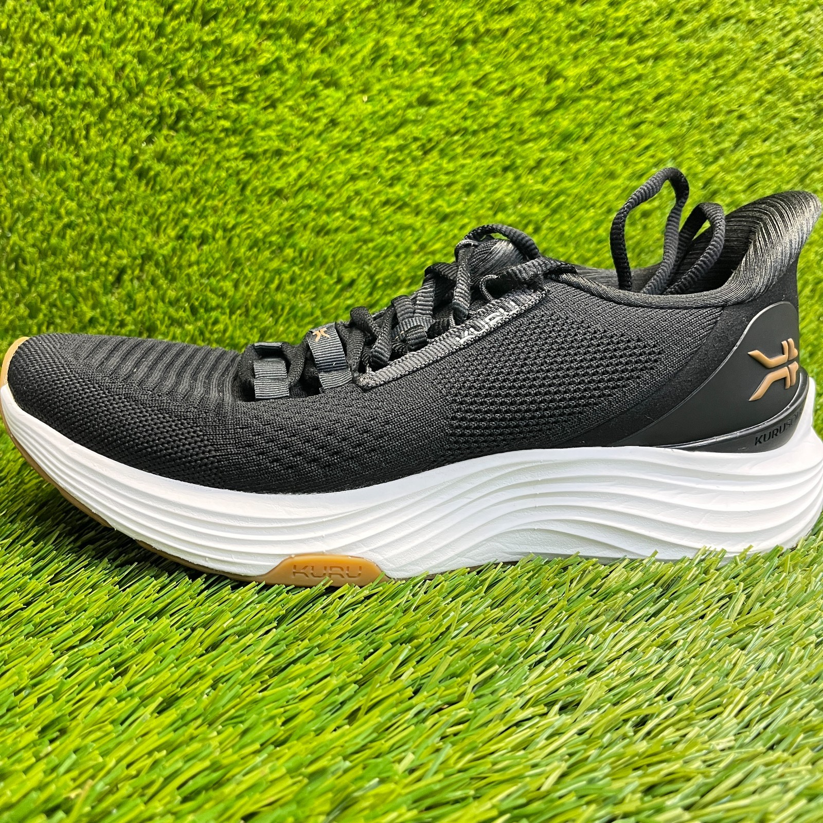 Kuru Atom 2 Womens Size 9 Black White Athletic Running Walking Shoes Sneakers