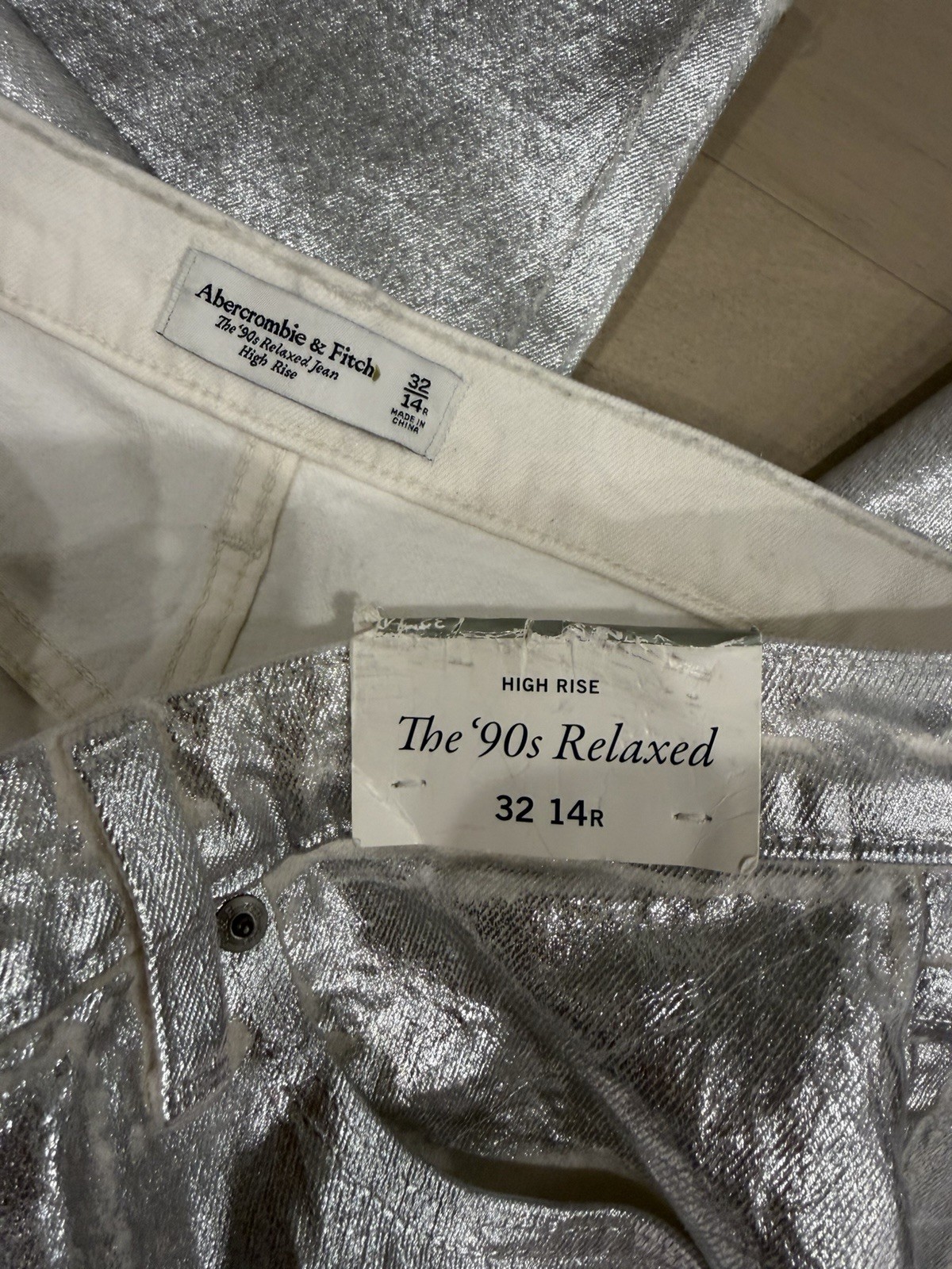 Abercrombie & Fitch Women’s The 90s Relaxed Silver Vegan Pants Size 32/14 R