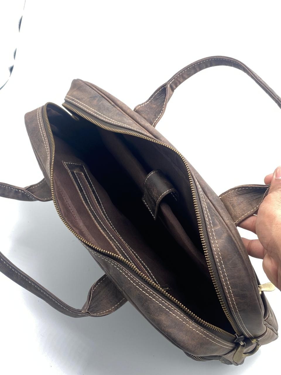 Handmade Full Grain Brown Genuine Leather Laptop Shoulder Handbag For Men’s
