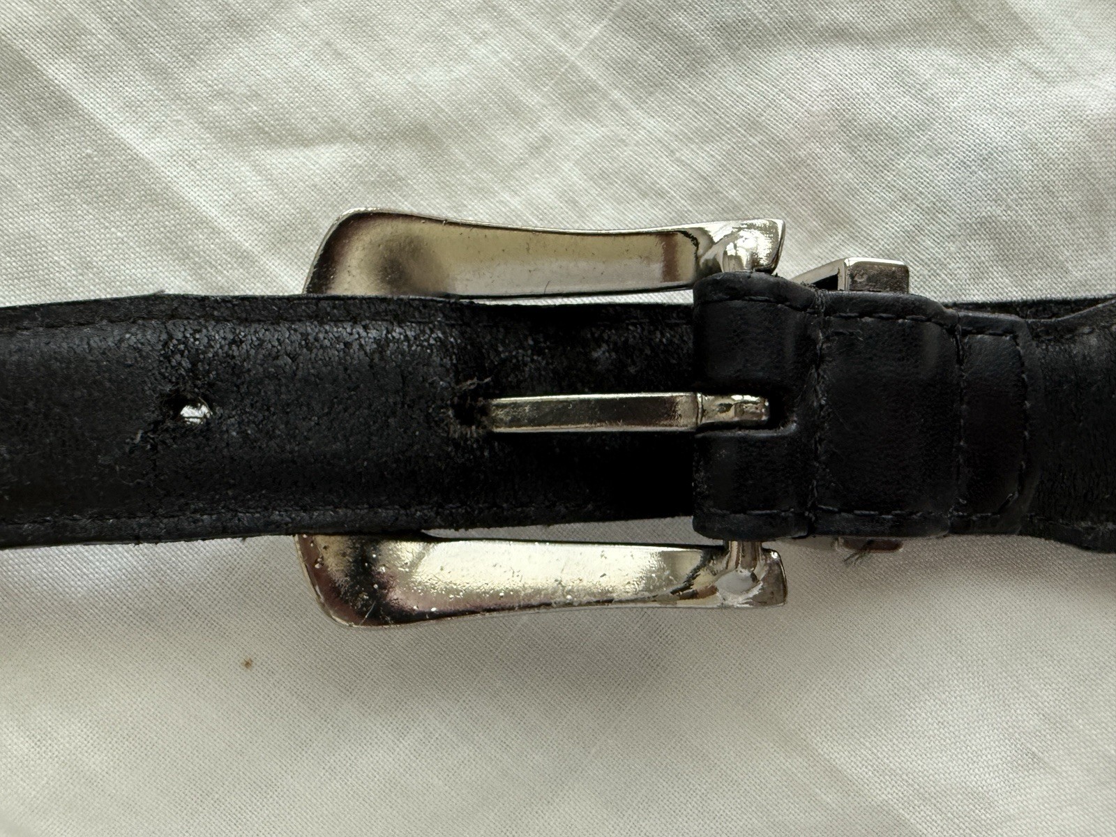 Genuine Full Grain Leather Black Men’s Belt Size 42 Silver Embellishments EUC