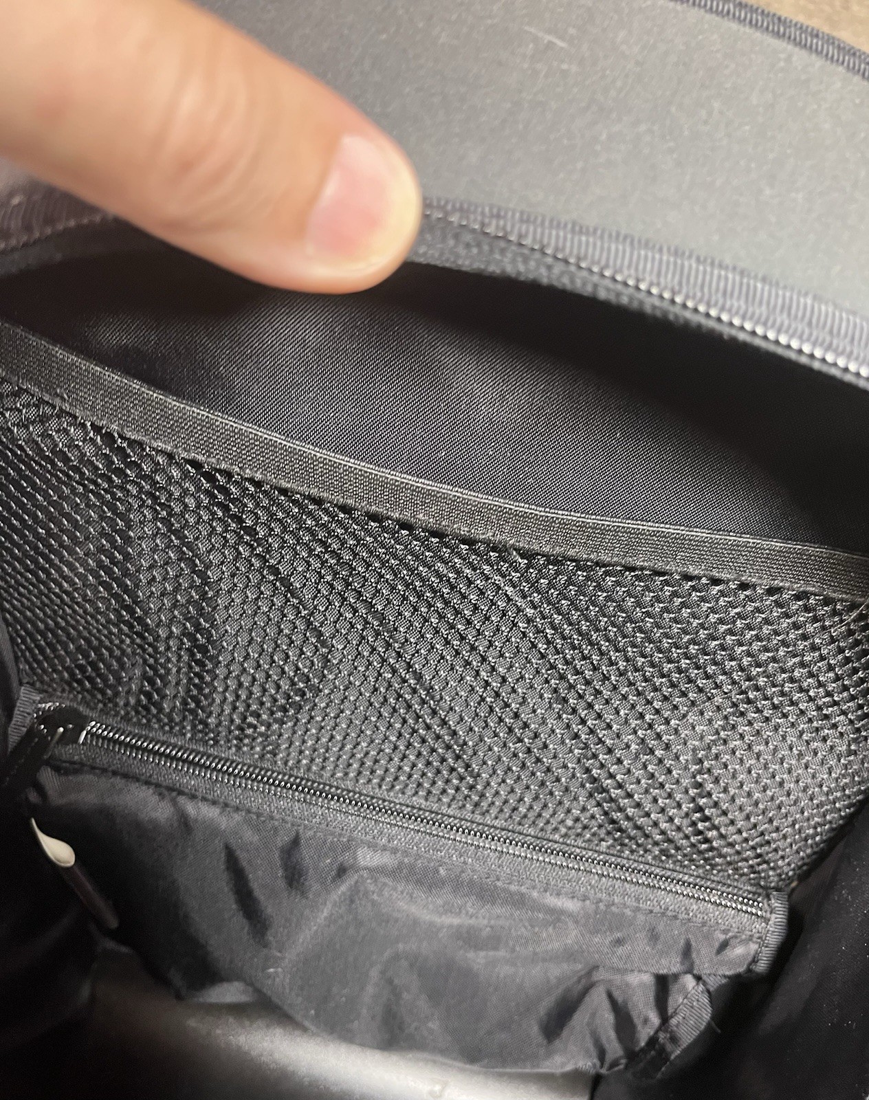 BOBLBEE Zipp Neo Crossbody Pack Gray Hard-Shell Durable Hiking Camera Motorcycle