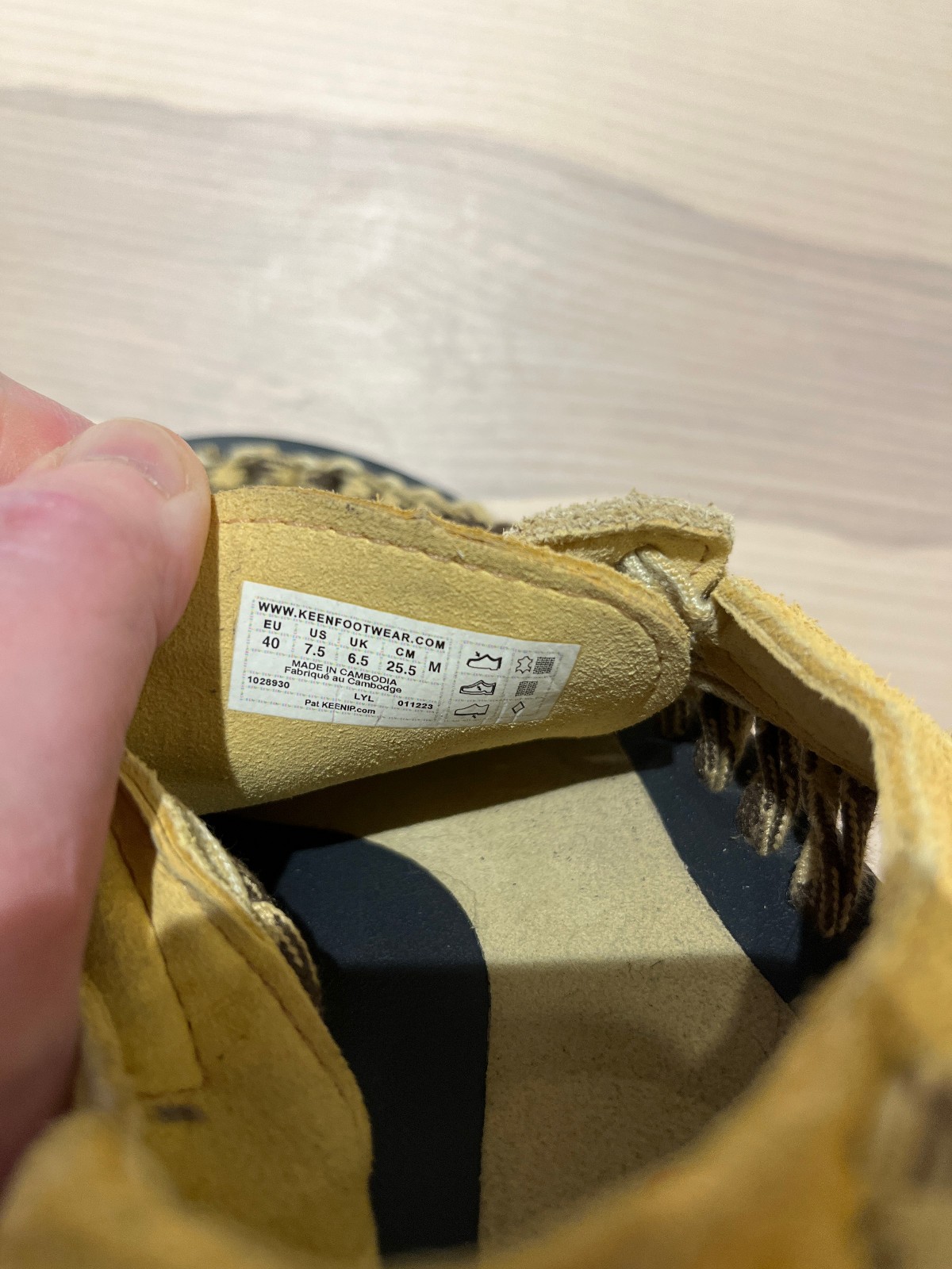 Keen Uneek sandal collab with SNS – Men’s size 7.5
