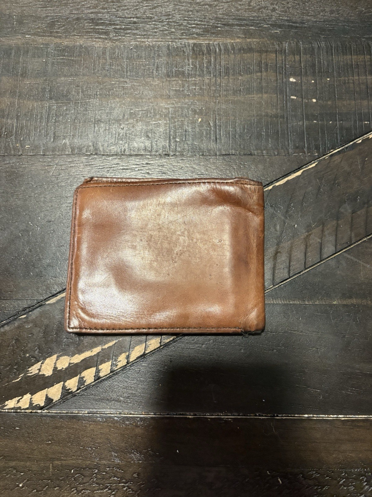 Fossil Men’s Brown Solid Bifold Wallet with Logo Accent, Credit Card Slots