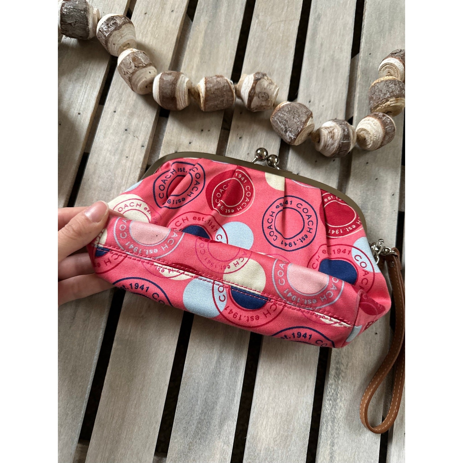 Rare Coach Leah Kisslock Wristlet Pink Coin Pouch Clutch