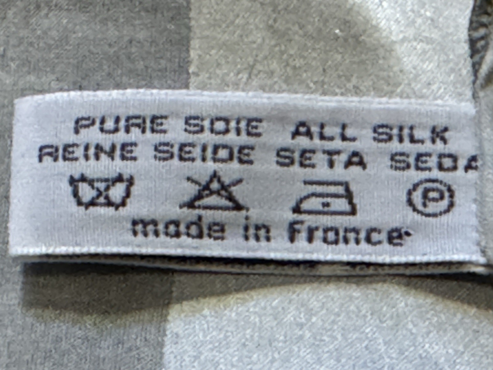 🔥 Vintage ~ PIERRE BACCARA ~ Silk Scarf ~ Size 16-1/4” X 59-1/4” Made In France