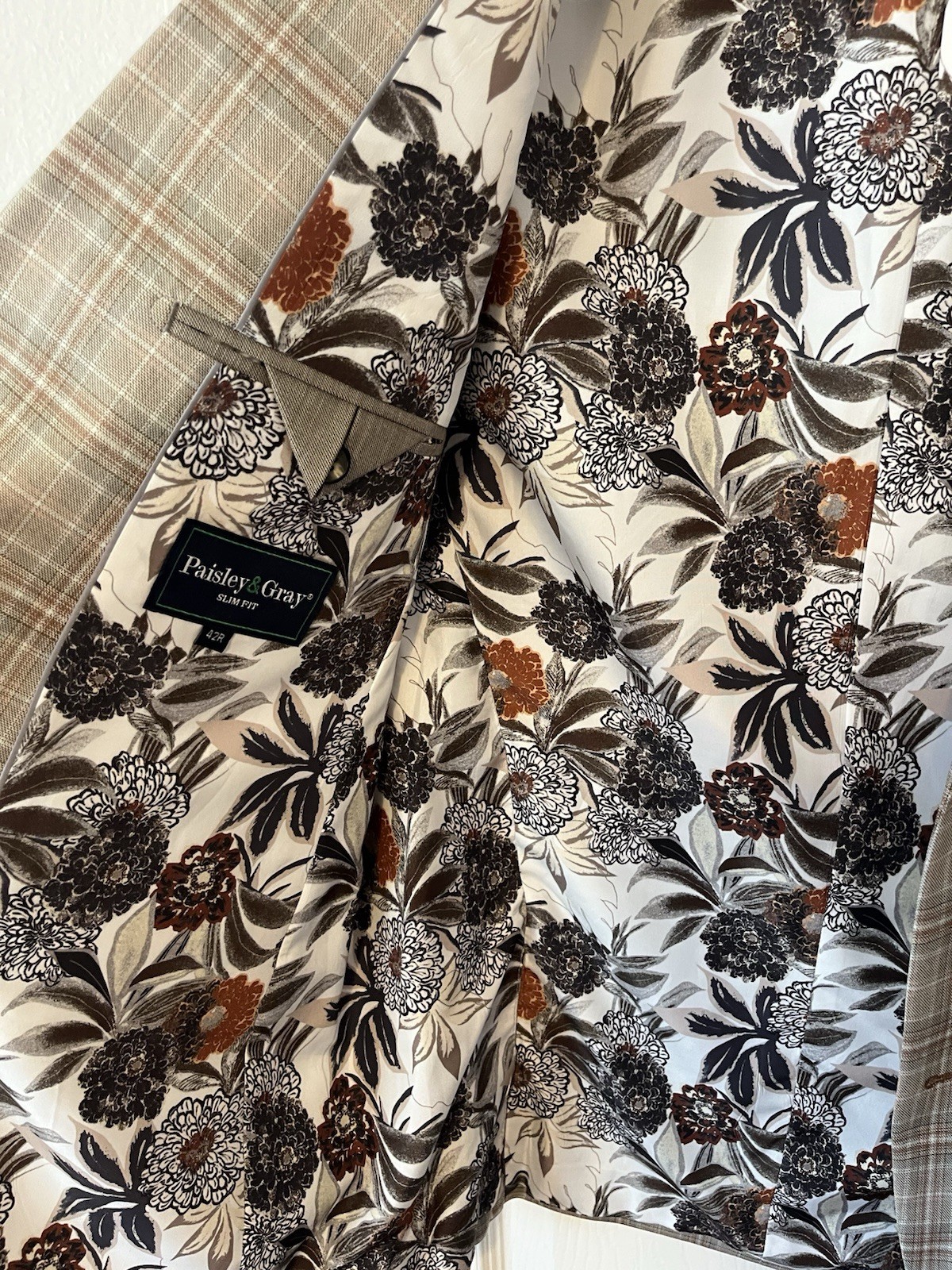 Paisley & Gray 42R SlimFit Windowpane Blazer Brown Floral Ticket Pocket Square