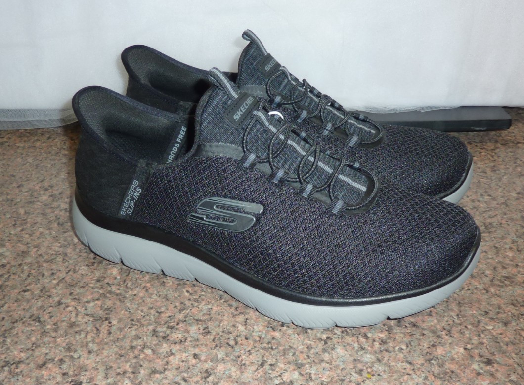 New Men’s Skechers Slip Ins Summits High Range Blk/Charcoal 232457W Sz 10.5 Wide