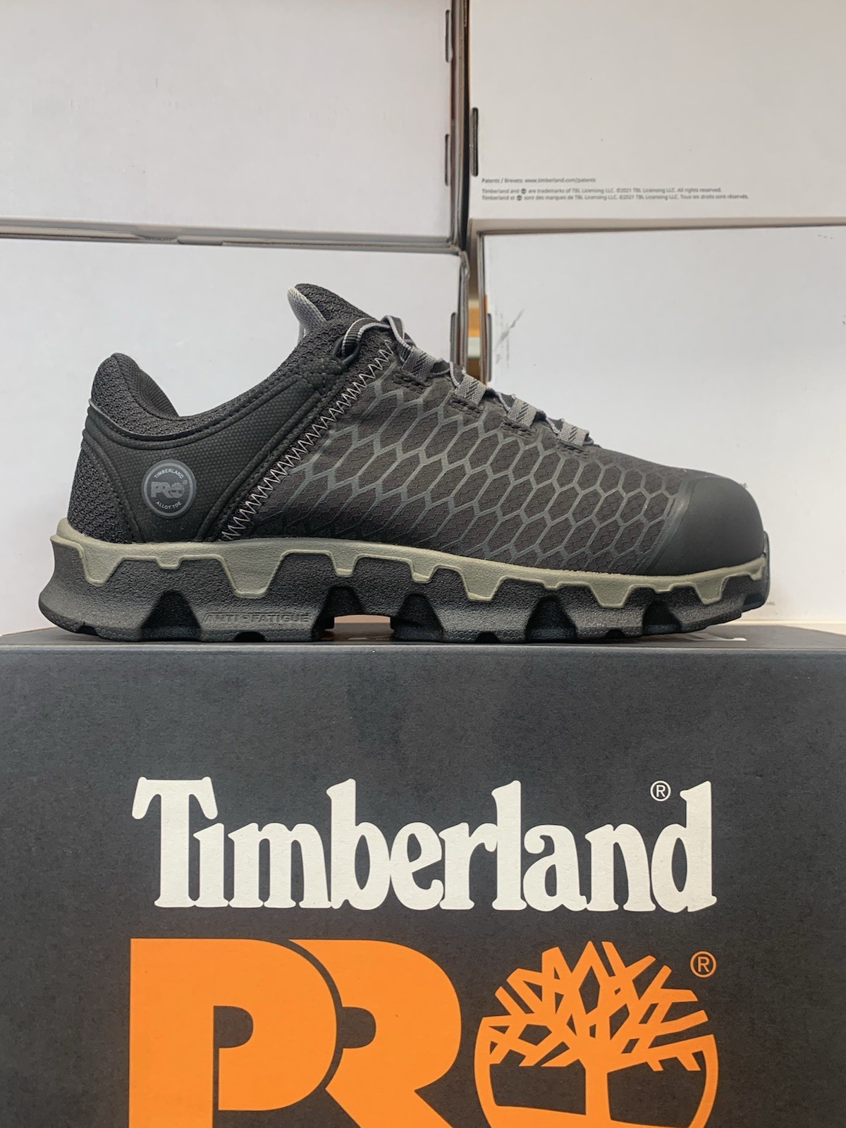 TIMBERLAND PRO POWERTRAIN SPORT Men’s NEW Medium Width Alloy Toe Work Shoe