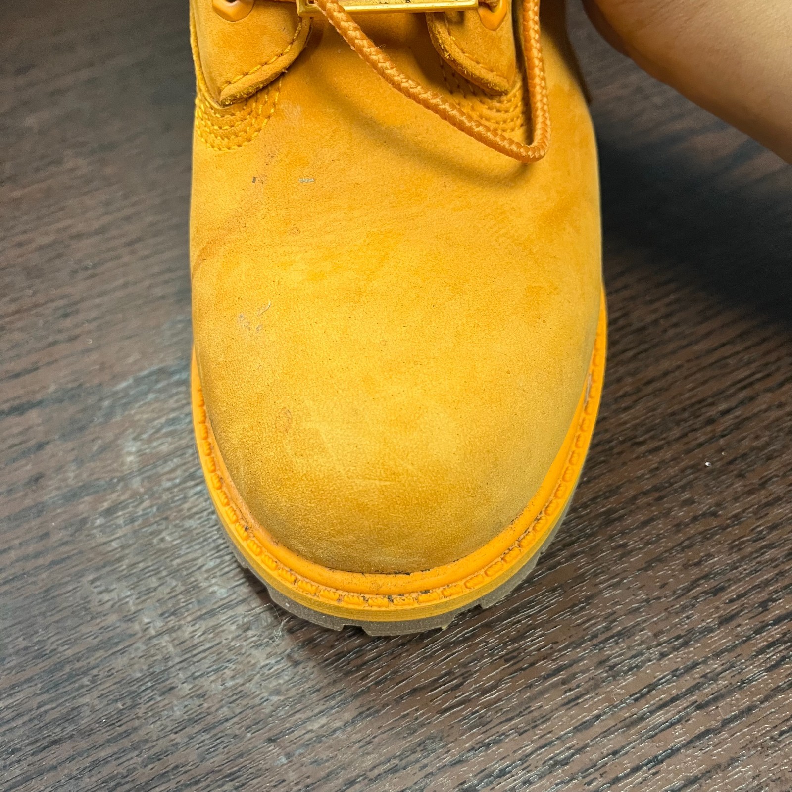 Timberland Boys Premium Waterproof Boot Size 3 Wheat Yellow Classic 6 Inch Kids