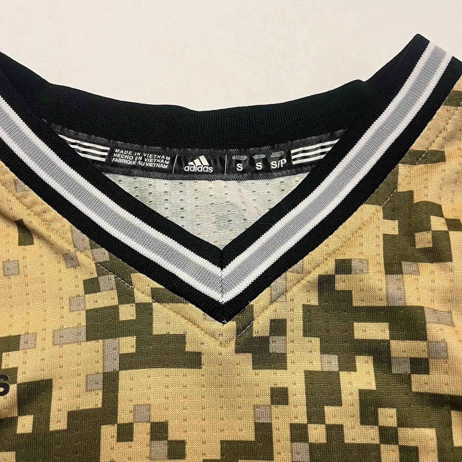 Kawhi Leonard Adidas NBA Swingman Jersey Camo San Antonio Spurs Mens Size Small