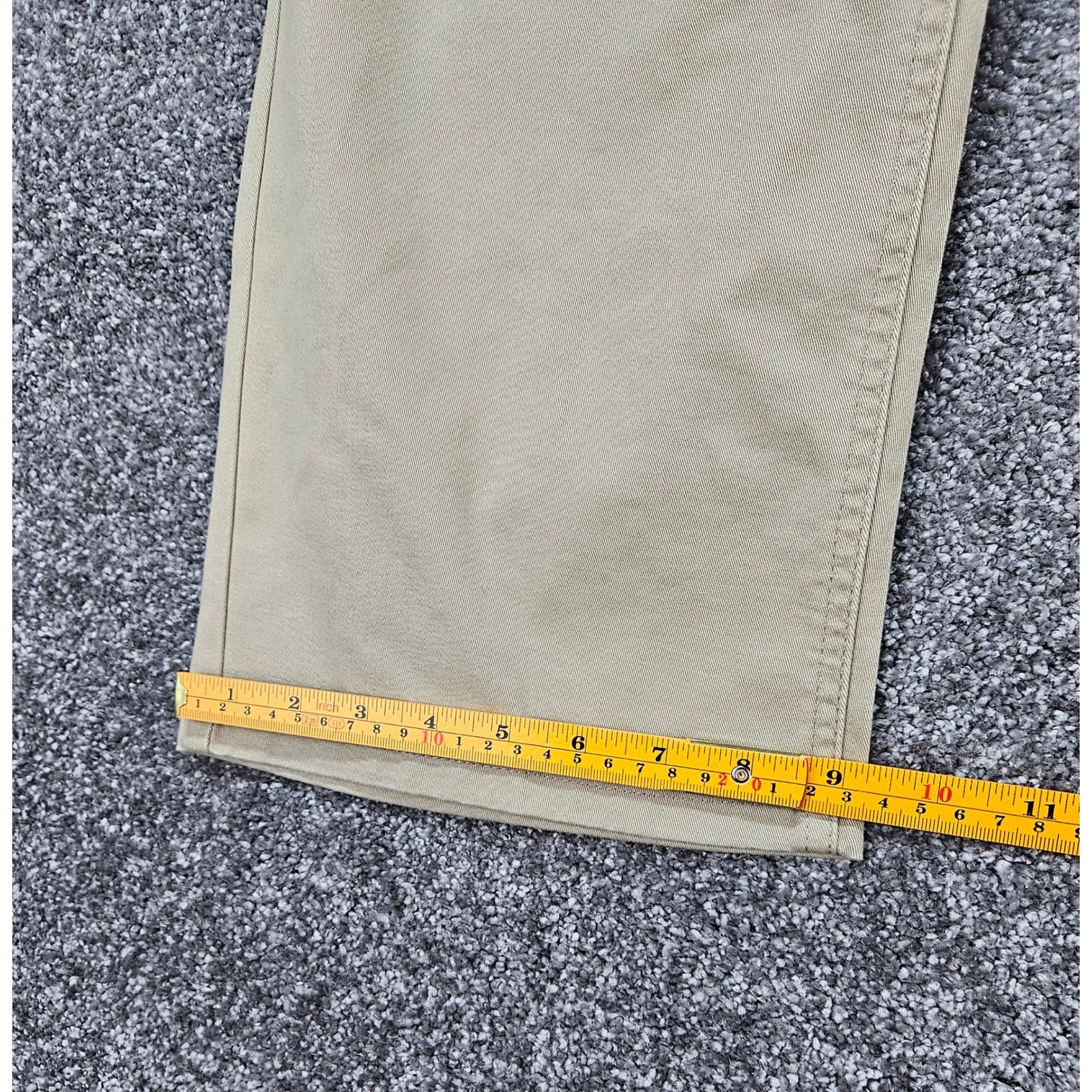 Levi’s 541 Athletic Taper Men’s 48×29 Khaki Solid All Seasons Tech Stretch NWT