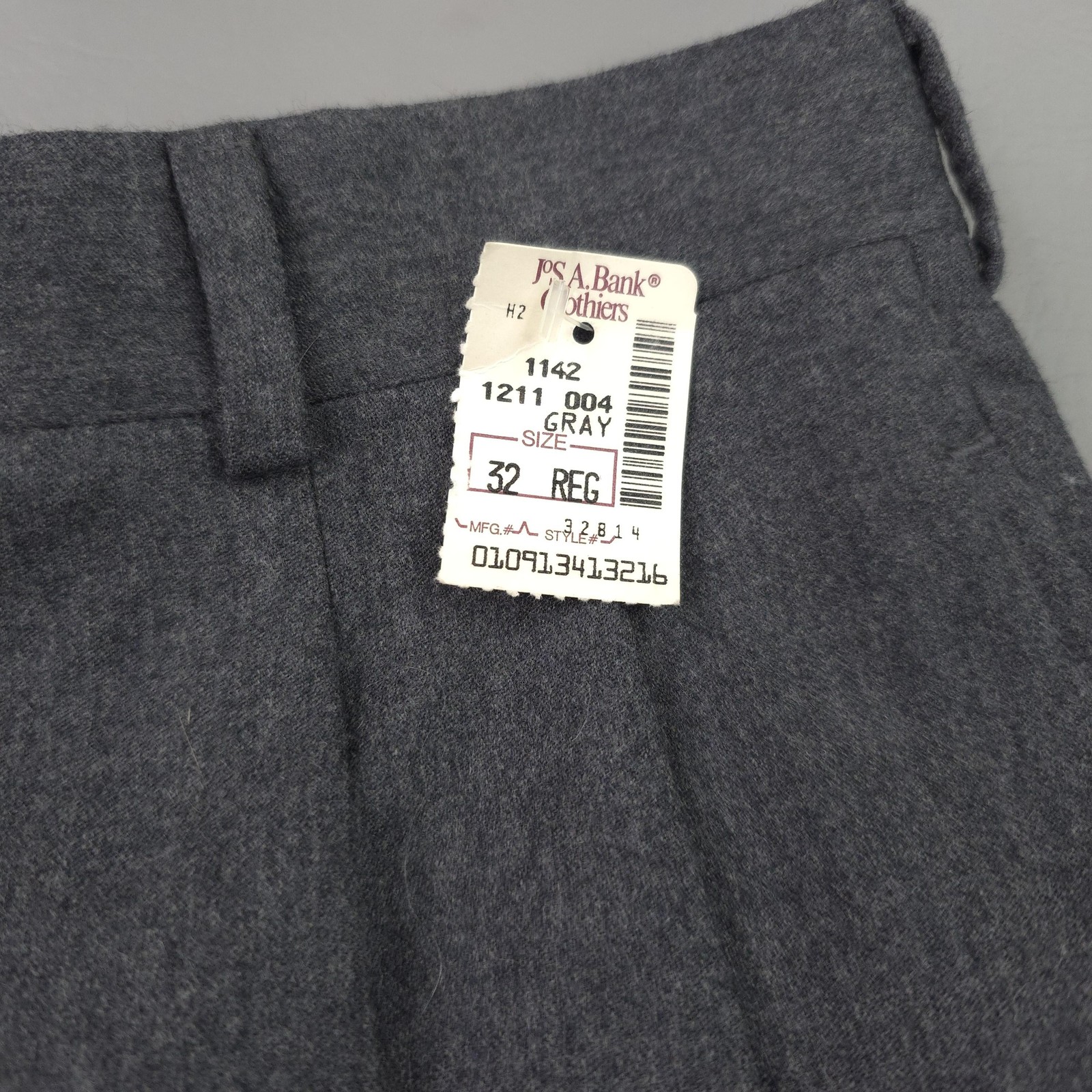 Vintage Jos A Bank Pants Mens 32×36 Gray Wool Pleated Unhemmed USA Executive