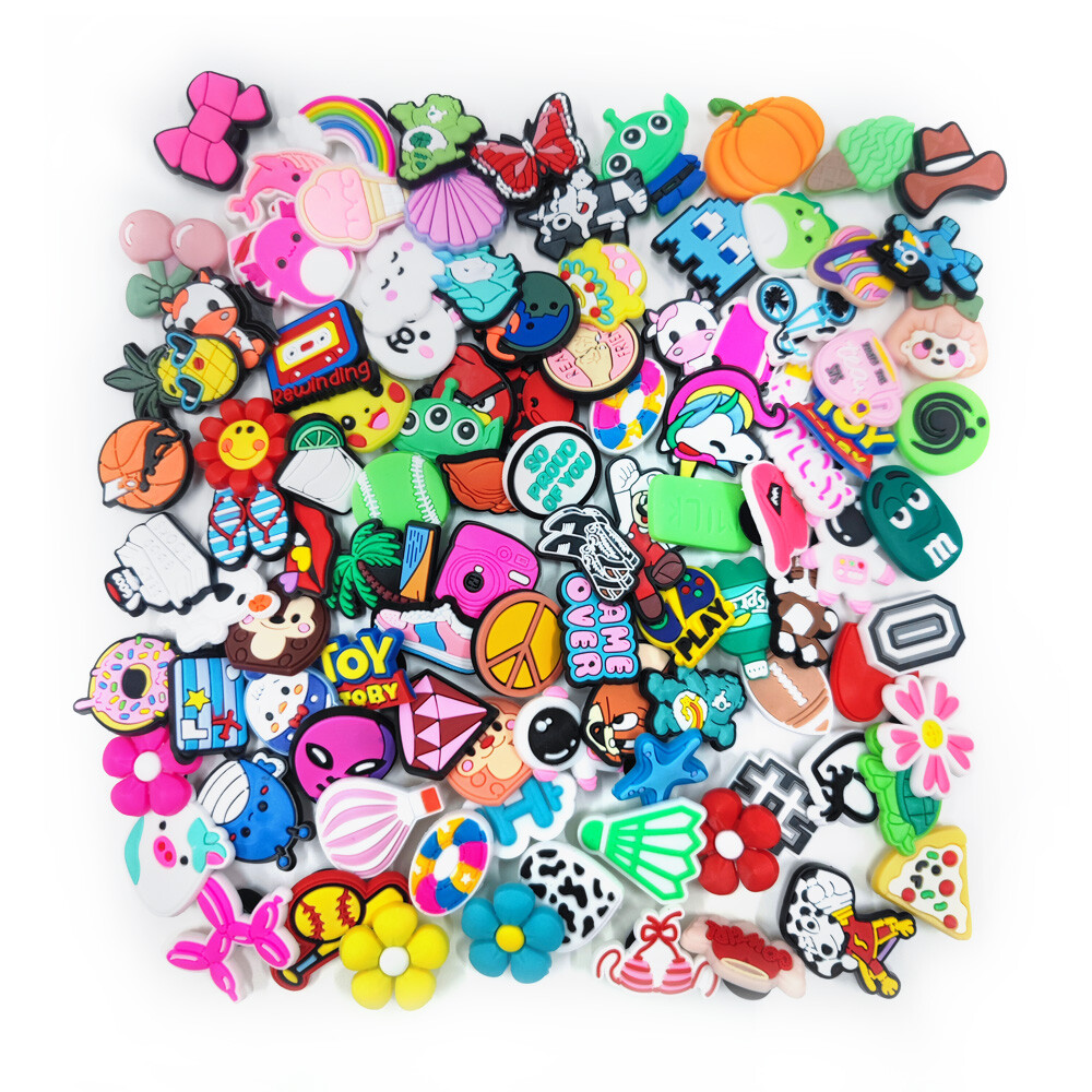 100Pcs Mixed Random Cartoon Cute PVC Shoes Charms Decor