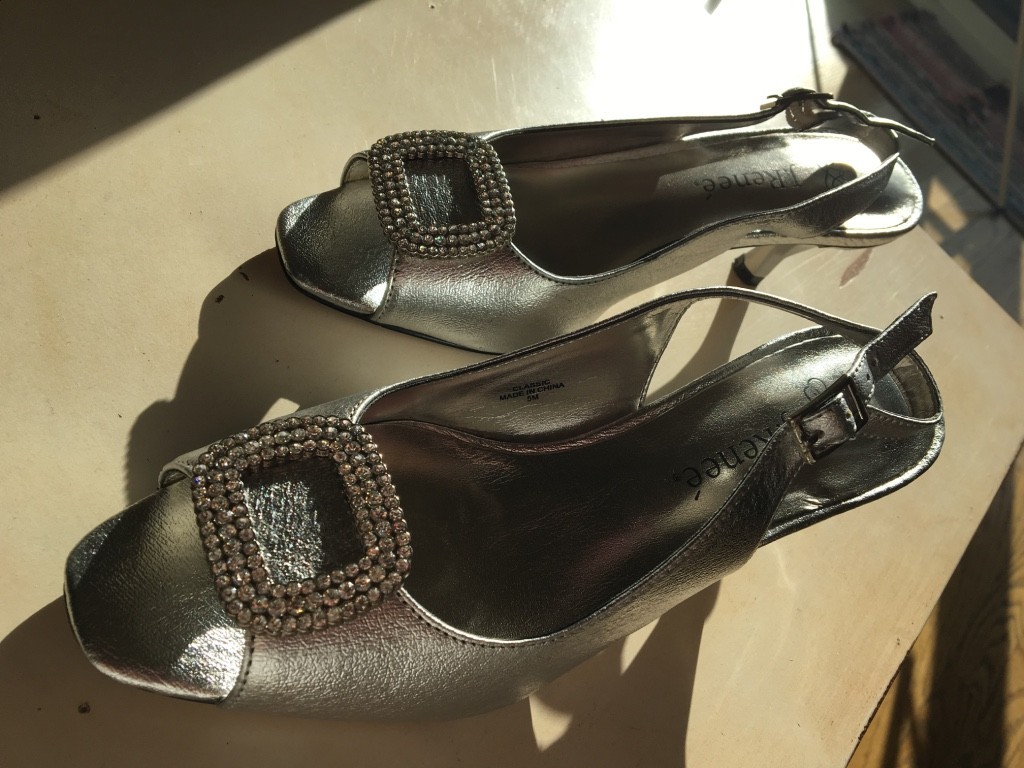 J. Renee Silver Slingback Special Occasion US Size 5 Open Toe Rhinestone Buckle