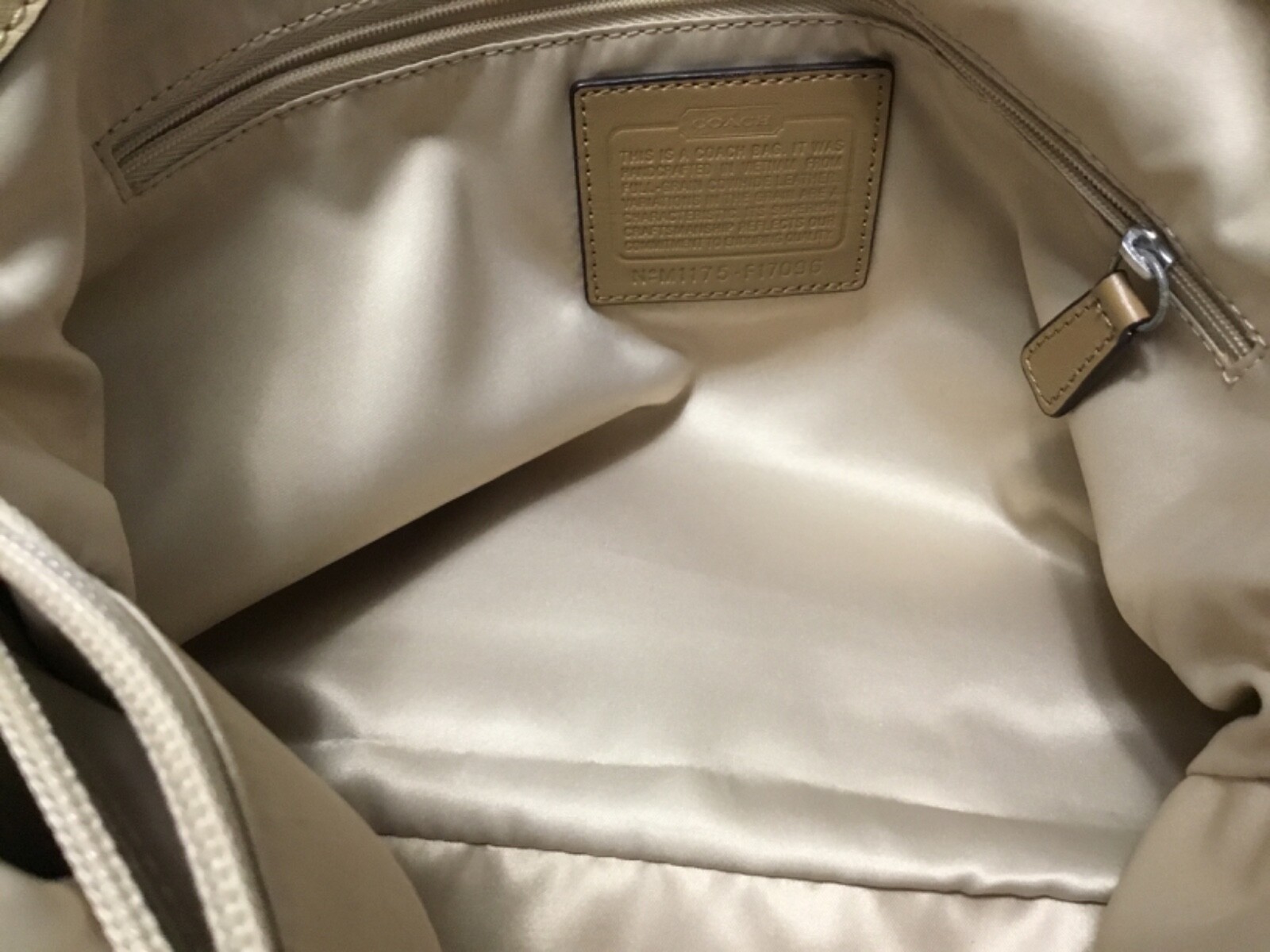 coach F17096 Exelent condition