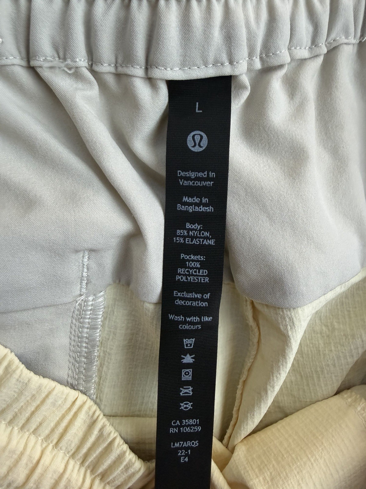 Lululemon Men’s Butter Yellow Solid Drawstring Elastic Waist Shorts w/ Pockets