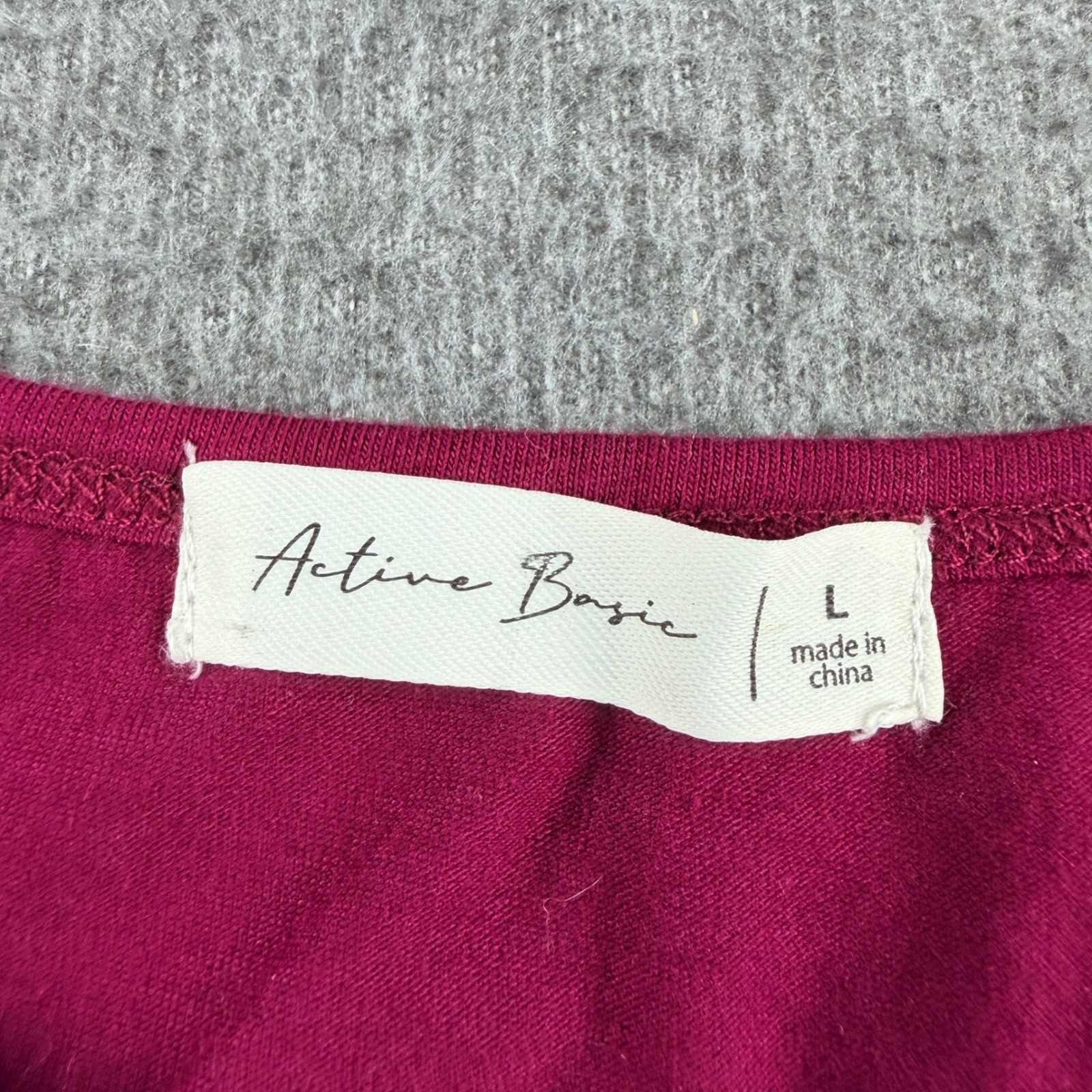 Active Basic Women’s Size Large Magenta High Neck Crop Tank Top T12119