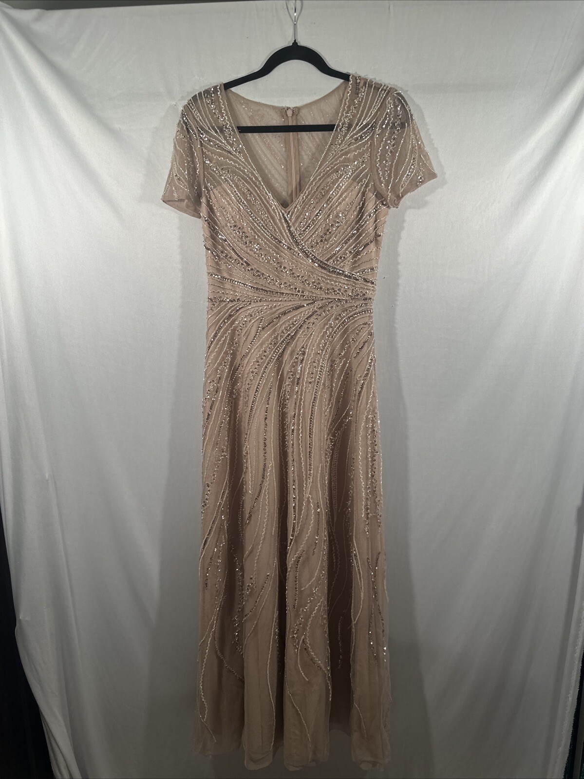 NEW $379 Xscape [ 6 ] V Neck Beaded Chiffon A Line Gown In Blush Pink #J501